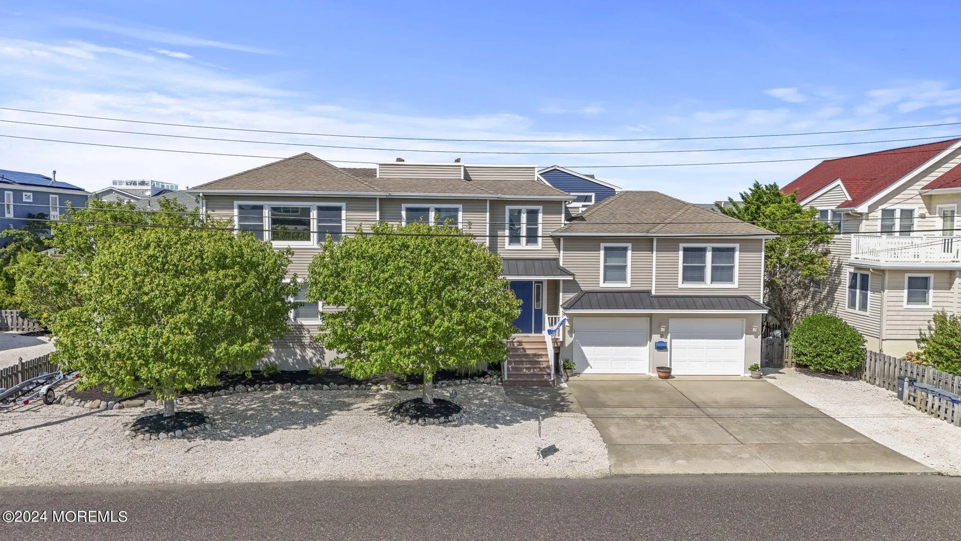 21 W Bayberry Dr