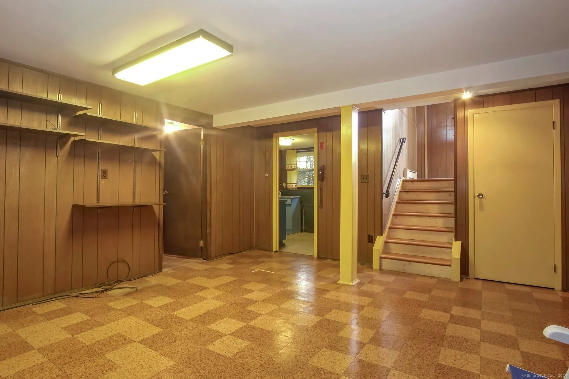 5 Waterbury Road