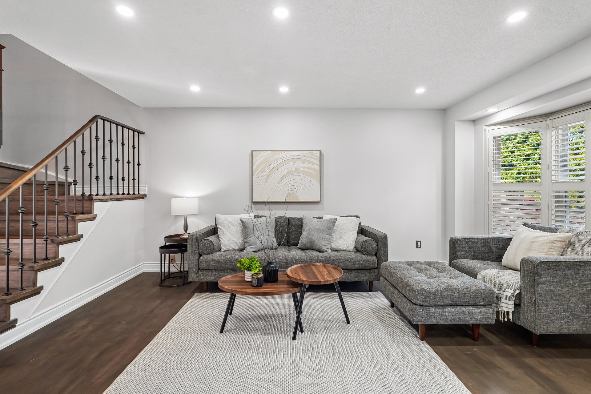 Move-in ready in the heart of Glen Abbey