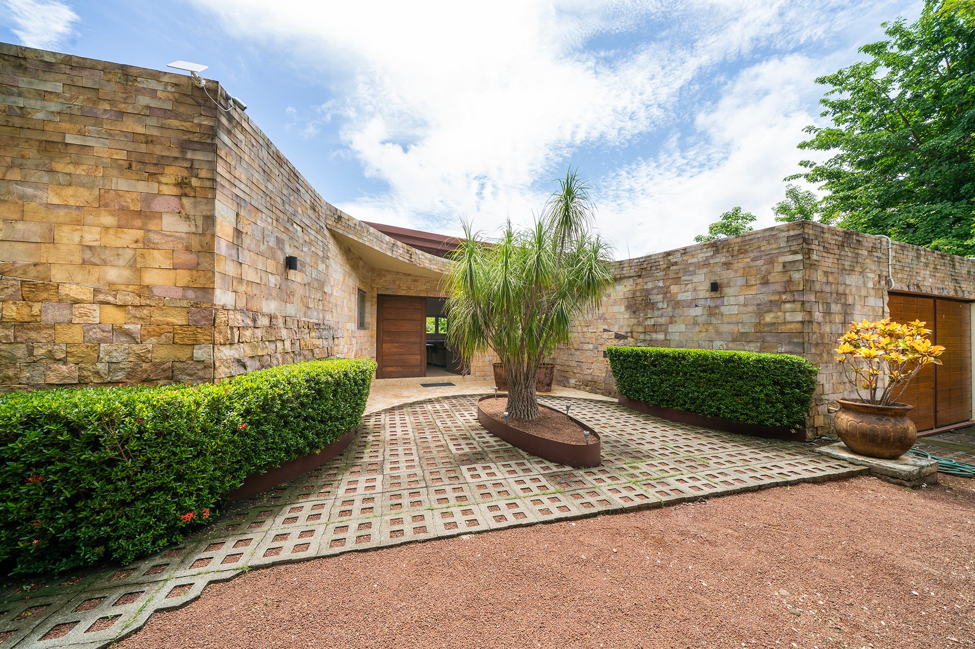 V-Sylvie Rancho Villa | Tropical Villa with Pool and Panoramic Views near Tamarindo