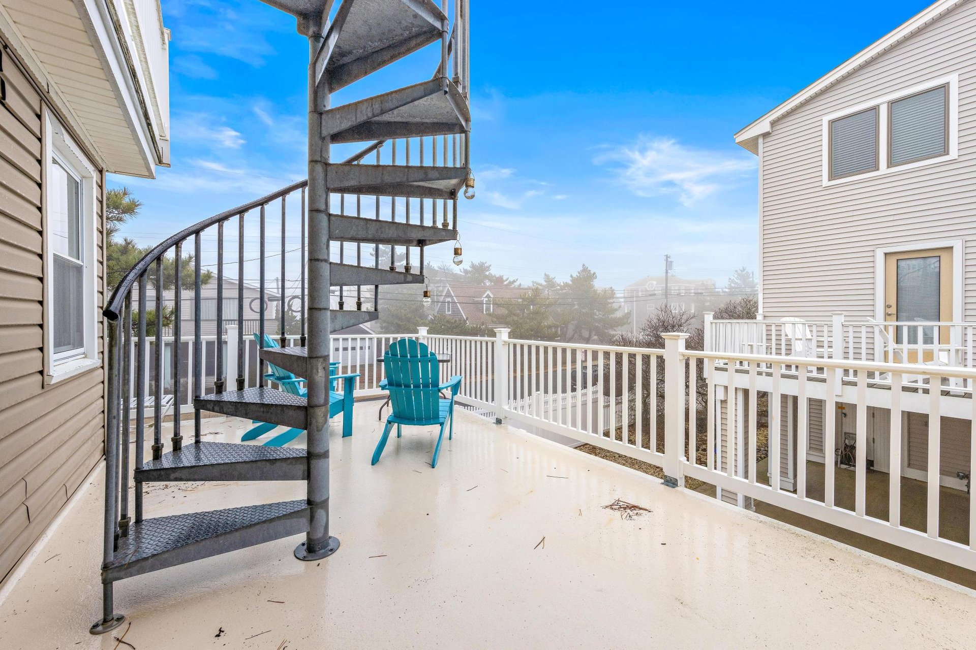 18 E Dupont Ave. (duplex both units), Brant Beach