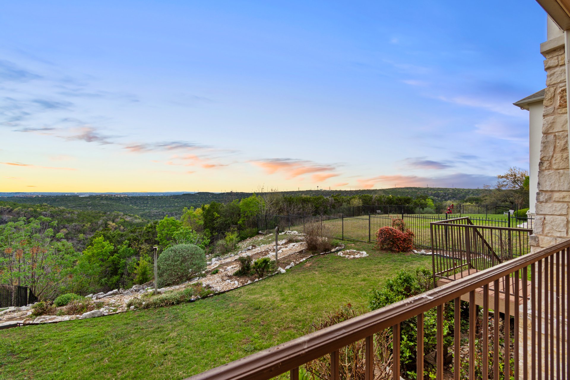 5724 Brittlyns Ct, Austin, TX 78730
