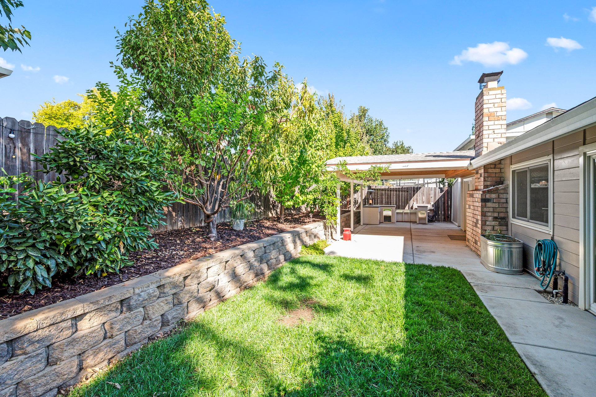 5021 Waterbury Way