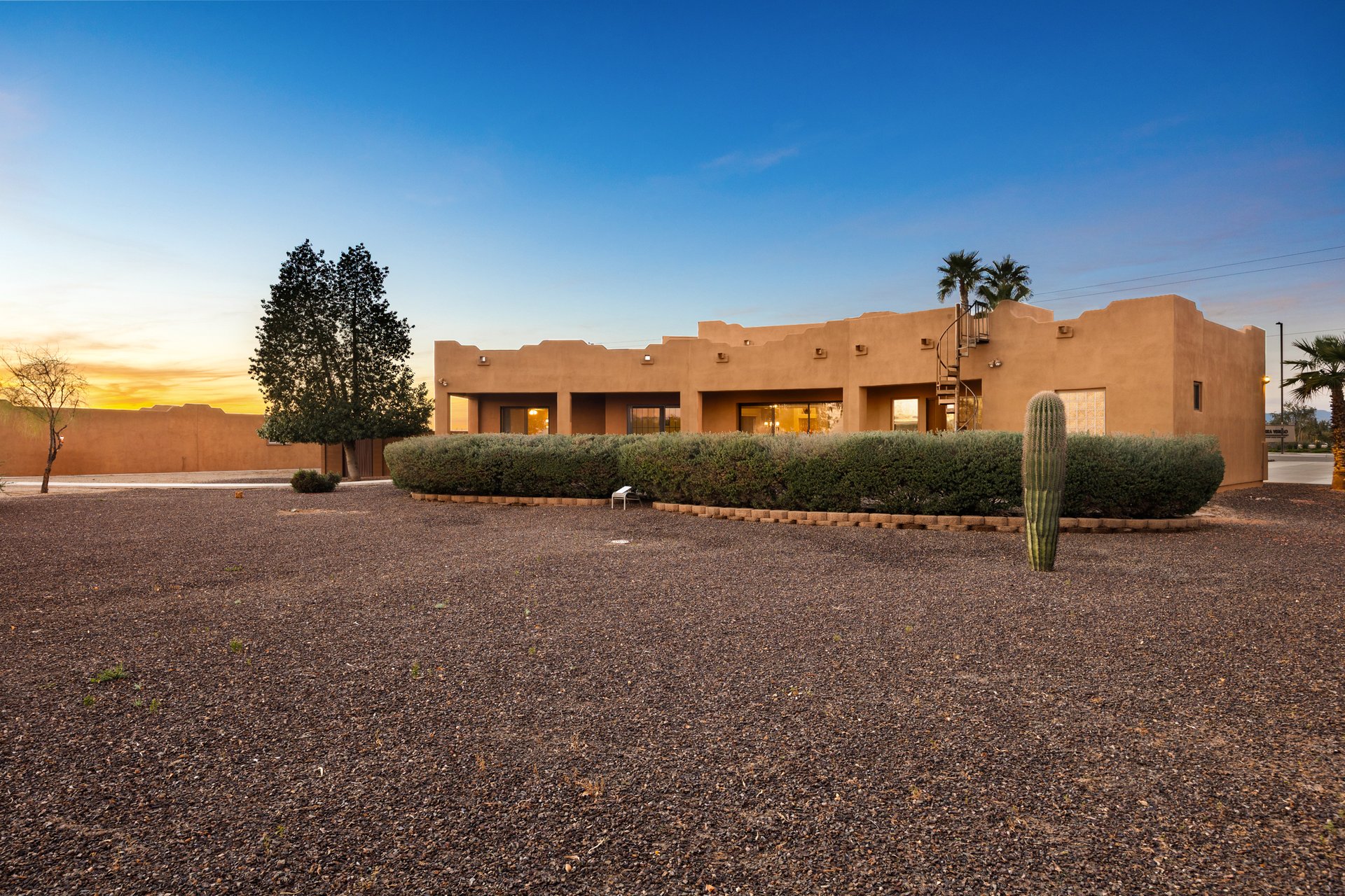 17117 W Dale Lane