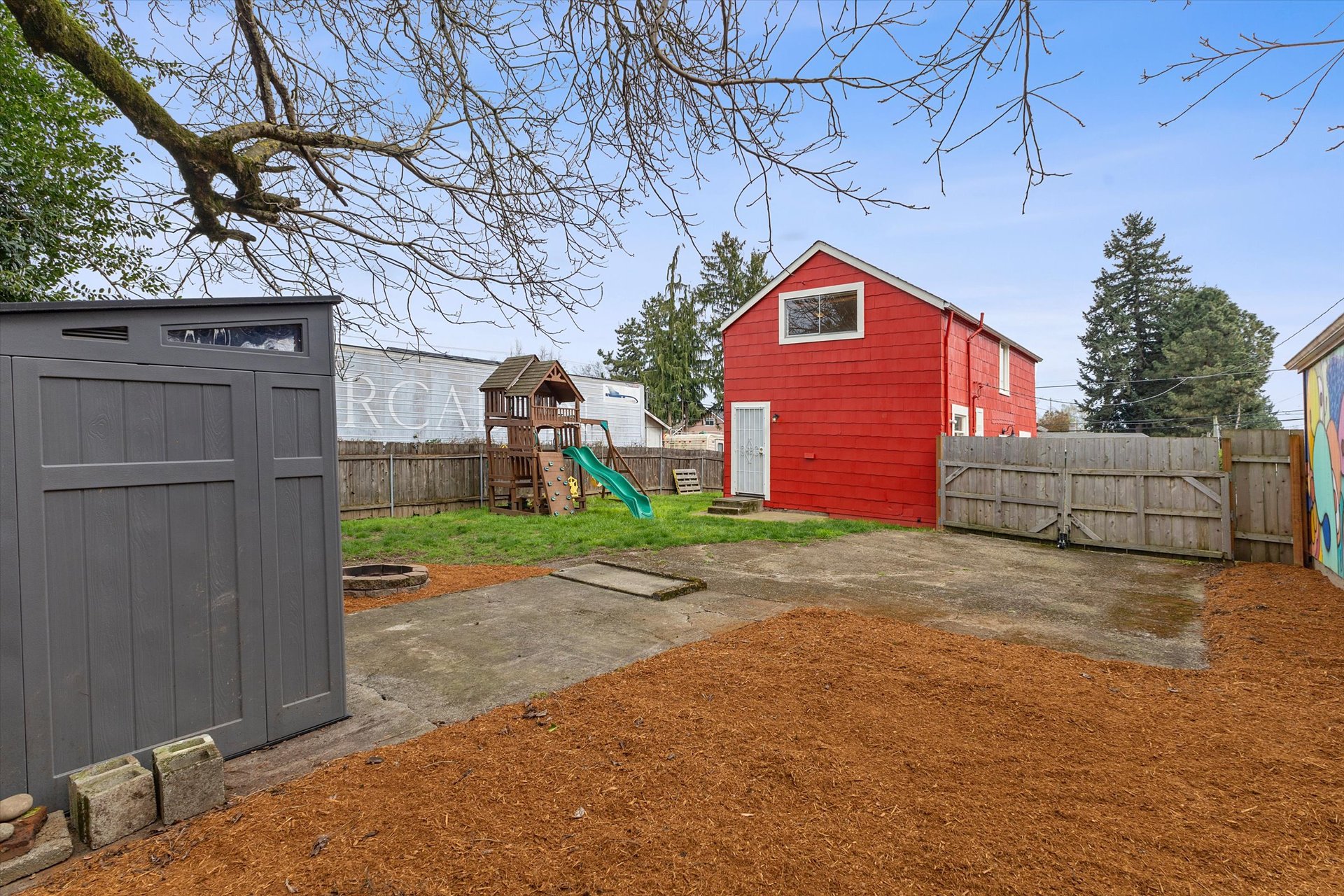 4805 NE 110th Ave