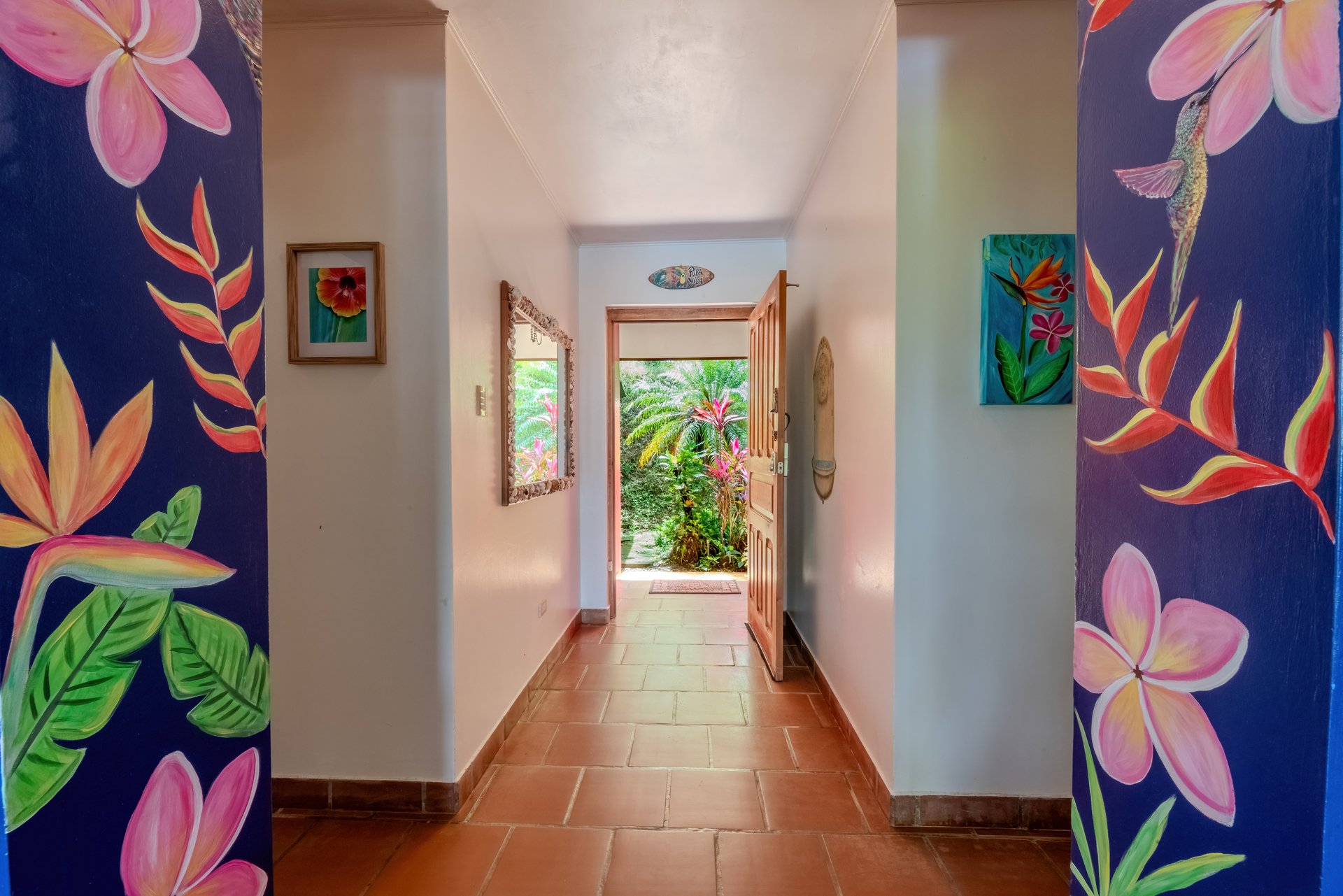 Two Ocean View Homes in Exclusive Marina Vista, Escaleras