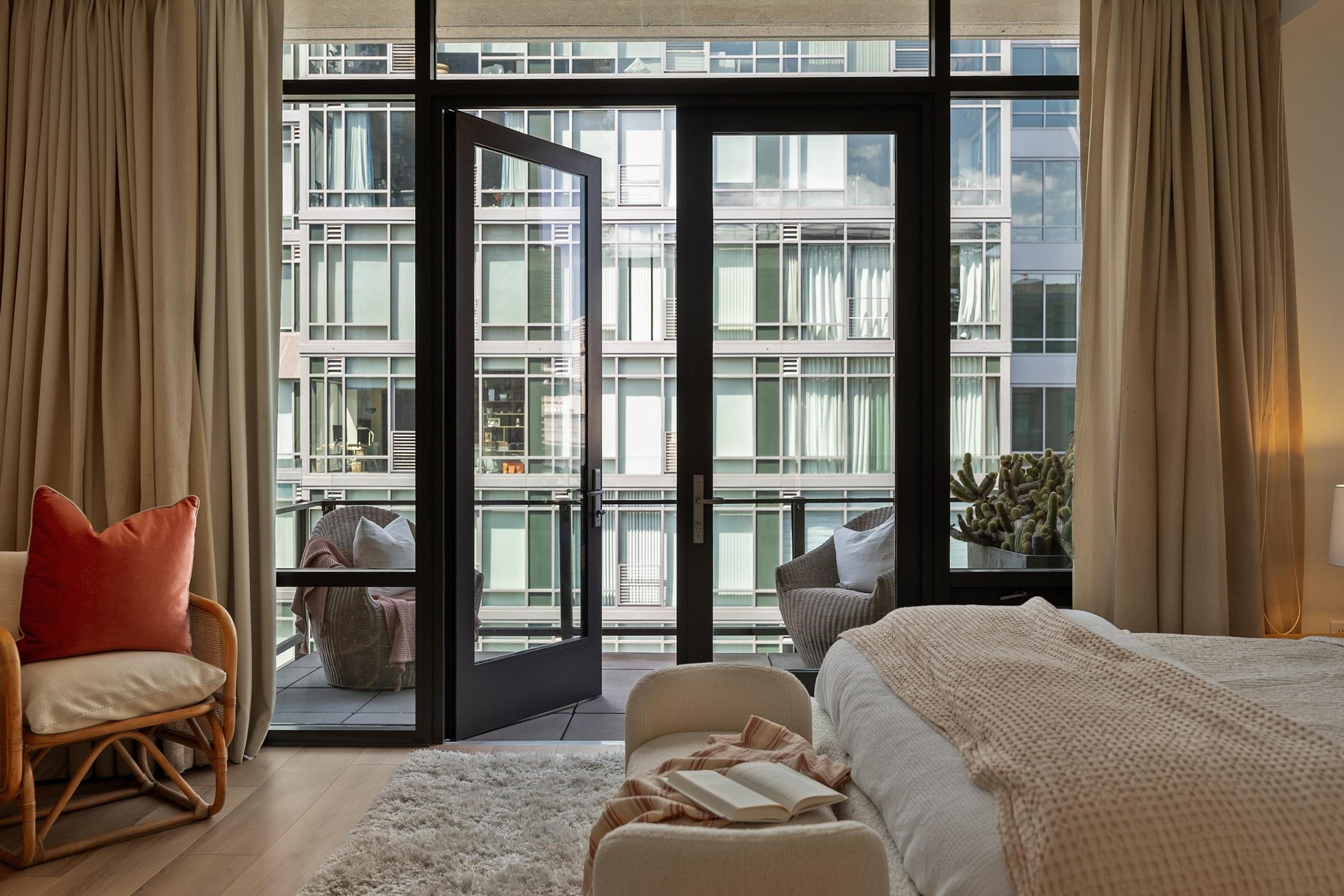 1111 S Grand Ave #1201, DTLA