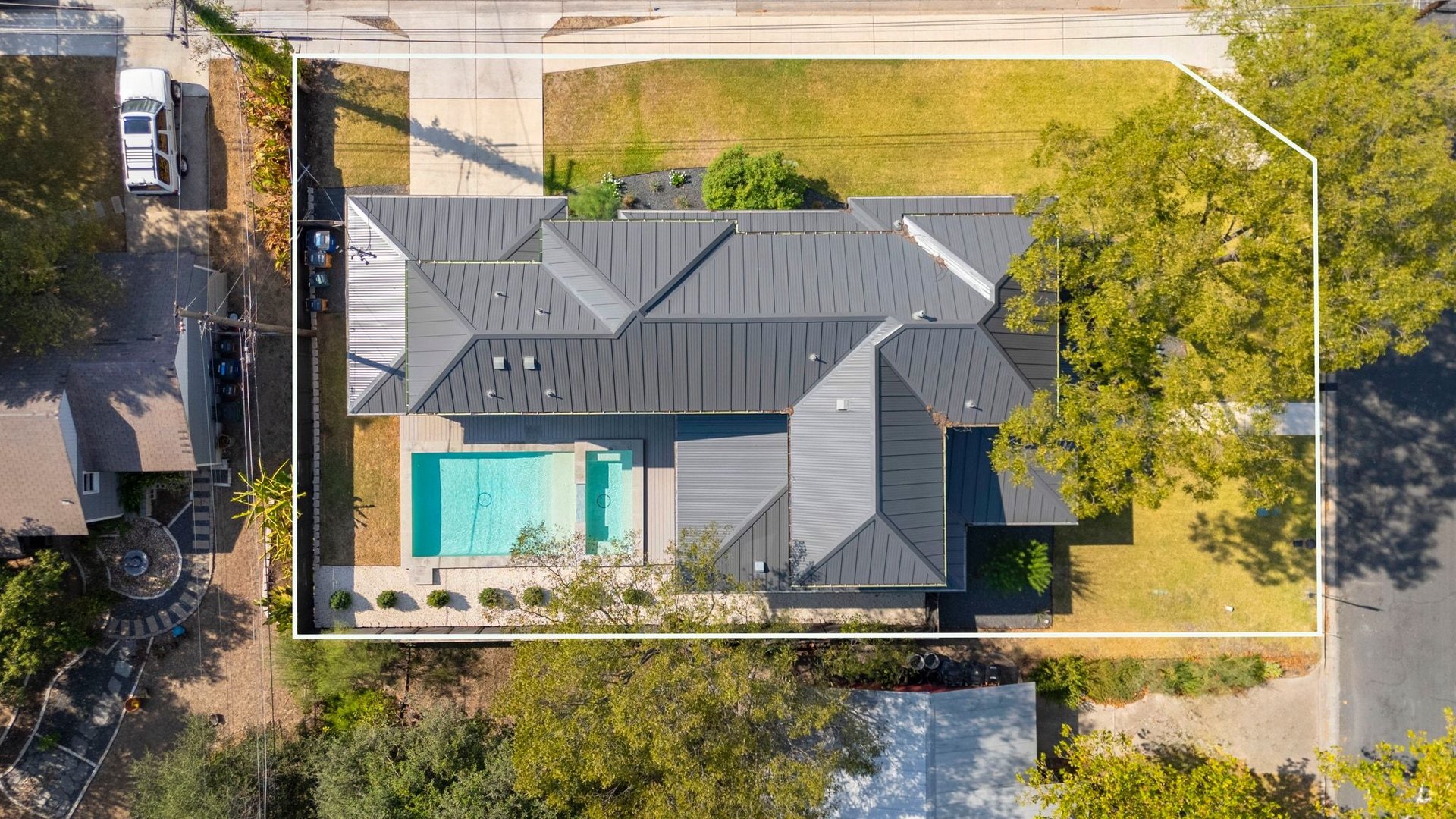 2019 Brentwood Street