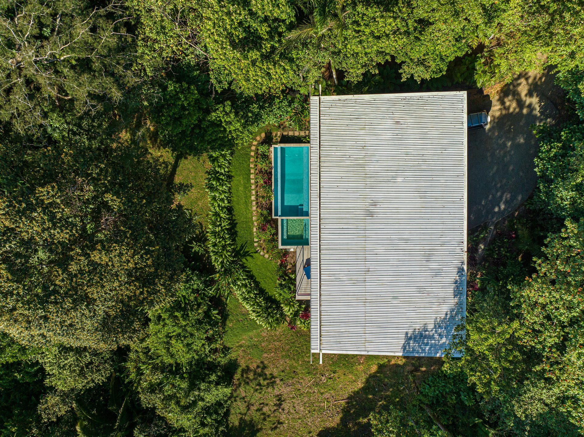 4 Bedroom Jungle Paradise with Ocean Views