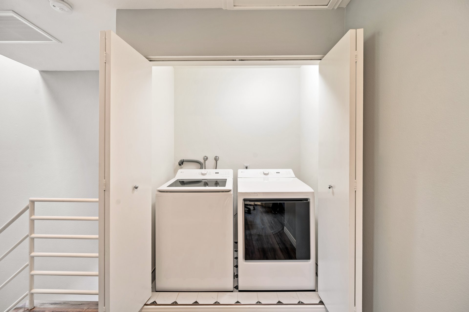 7109 Farralone Avenue 117