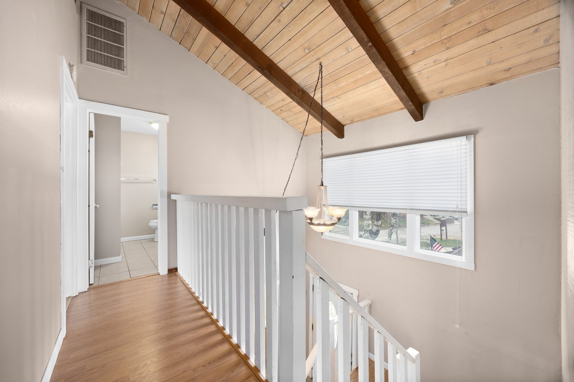 Charming Updated Condo in Bear Valley Springs – 101 Meadow Lakes