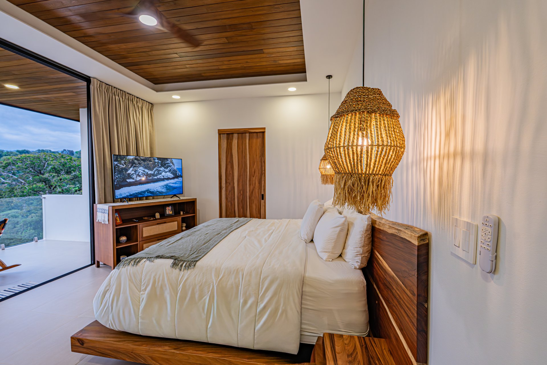 Luxury Modern House with Breathtaking Ocean Views in Las Brisas, Uvita