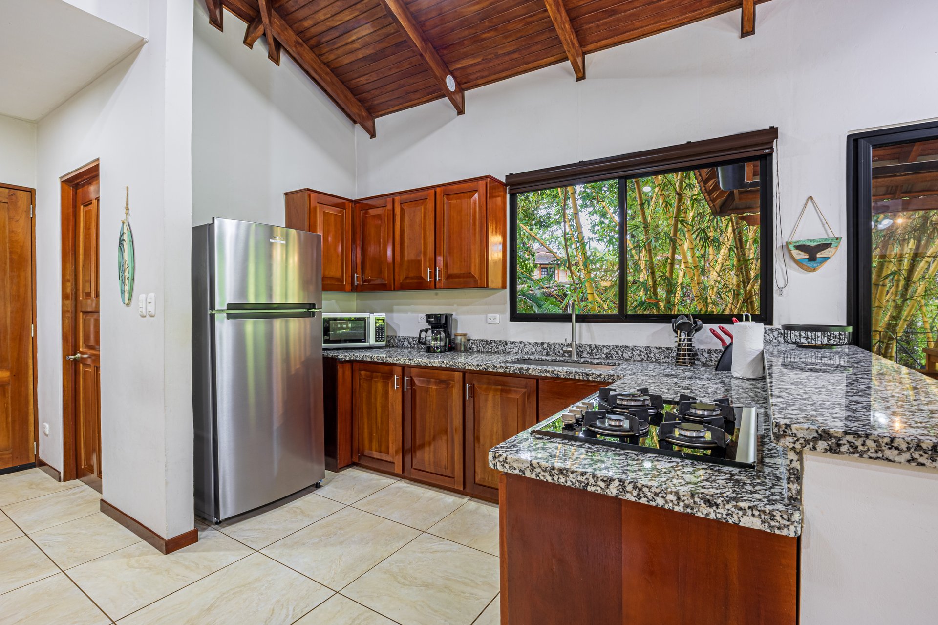 Tropical Villa in Canto del Mar | Walk to Dominicalito Beach