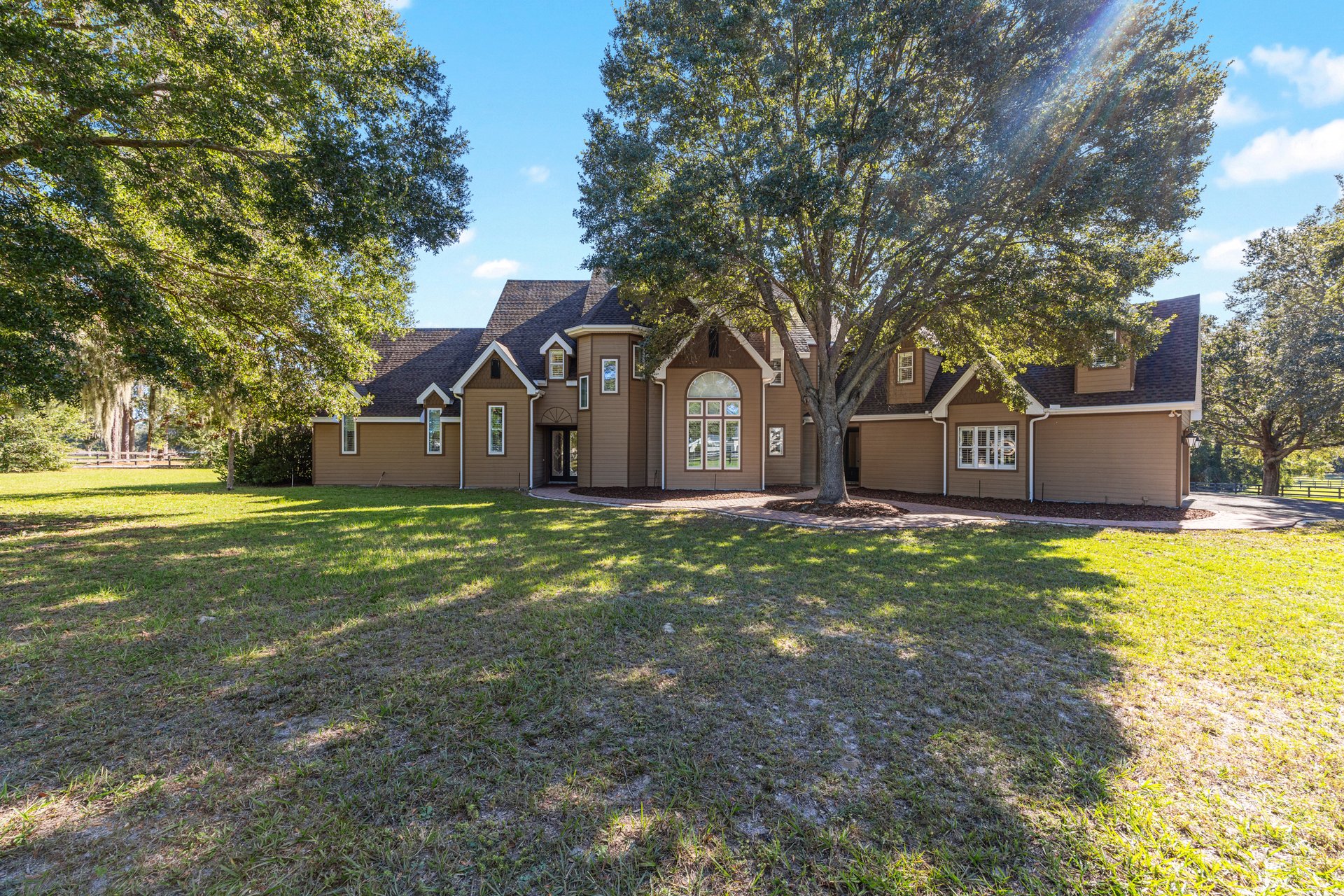 997 NW 63rd Ct