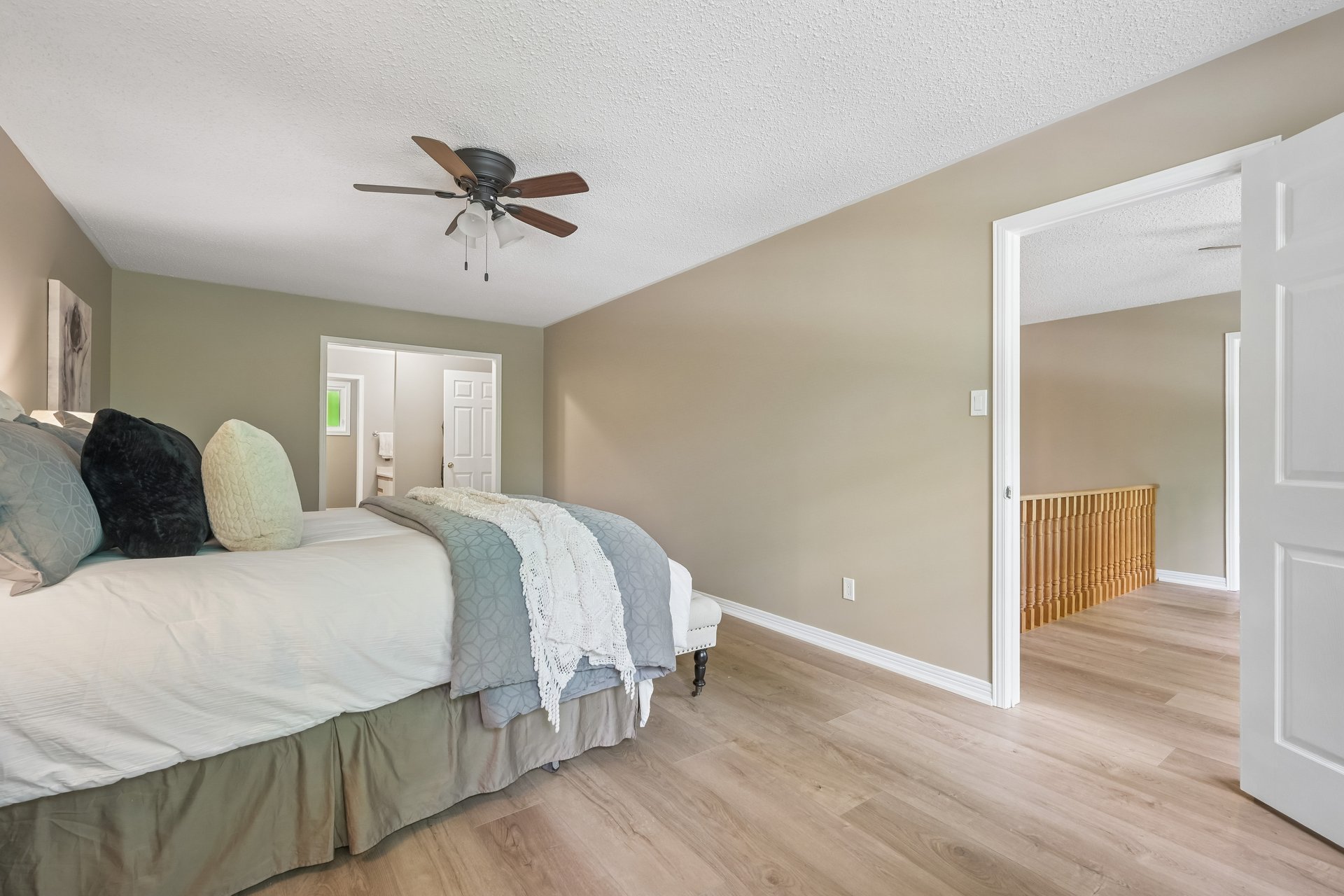 Unbeatable location in Glen Abbey!