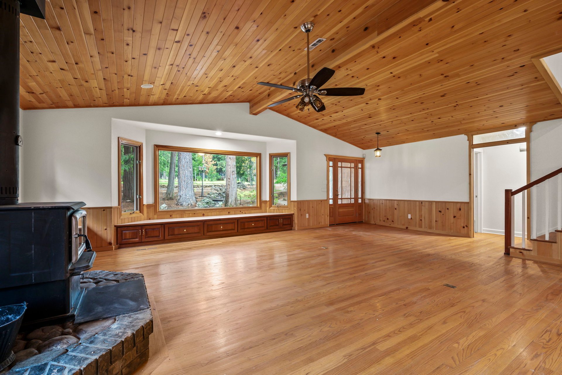 7481 Slug Gulch Rd
