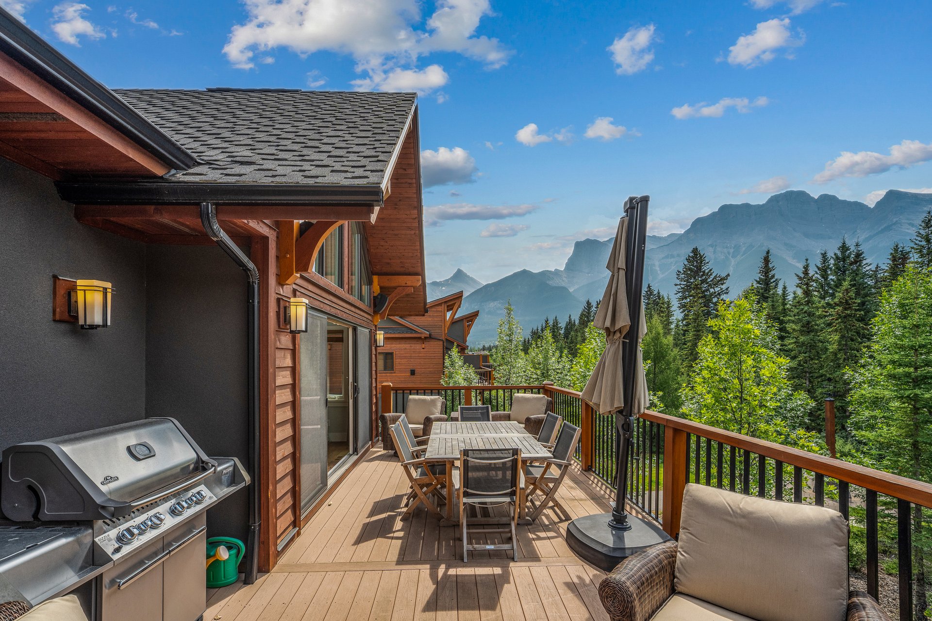 19 Creekside Mews