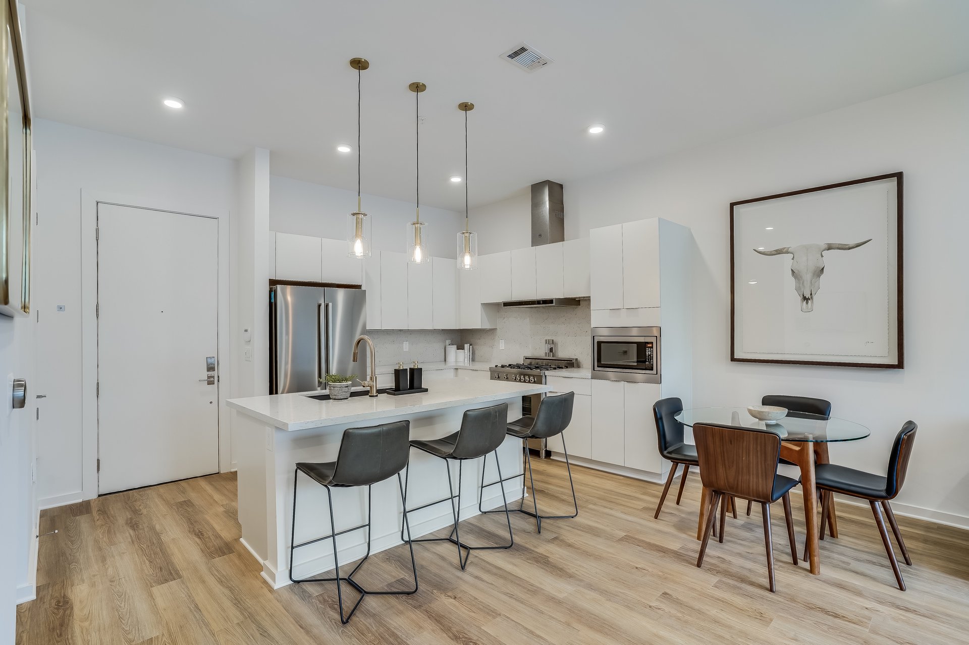 207 W Johanna St