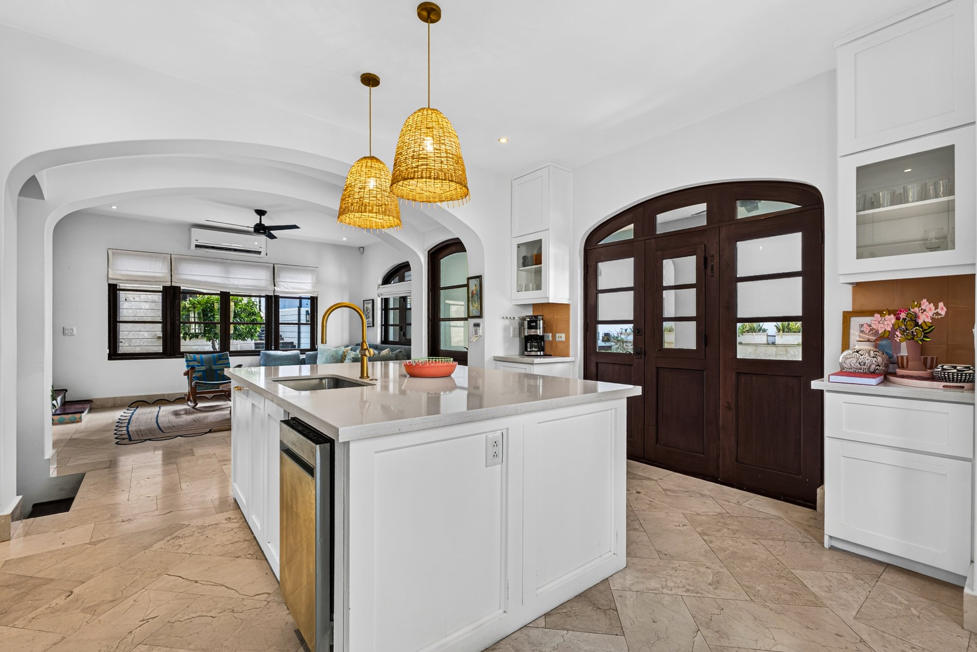 16 Calle La Ronda | Renovated Three-Bedroom Home Steps from Playa Danta