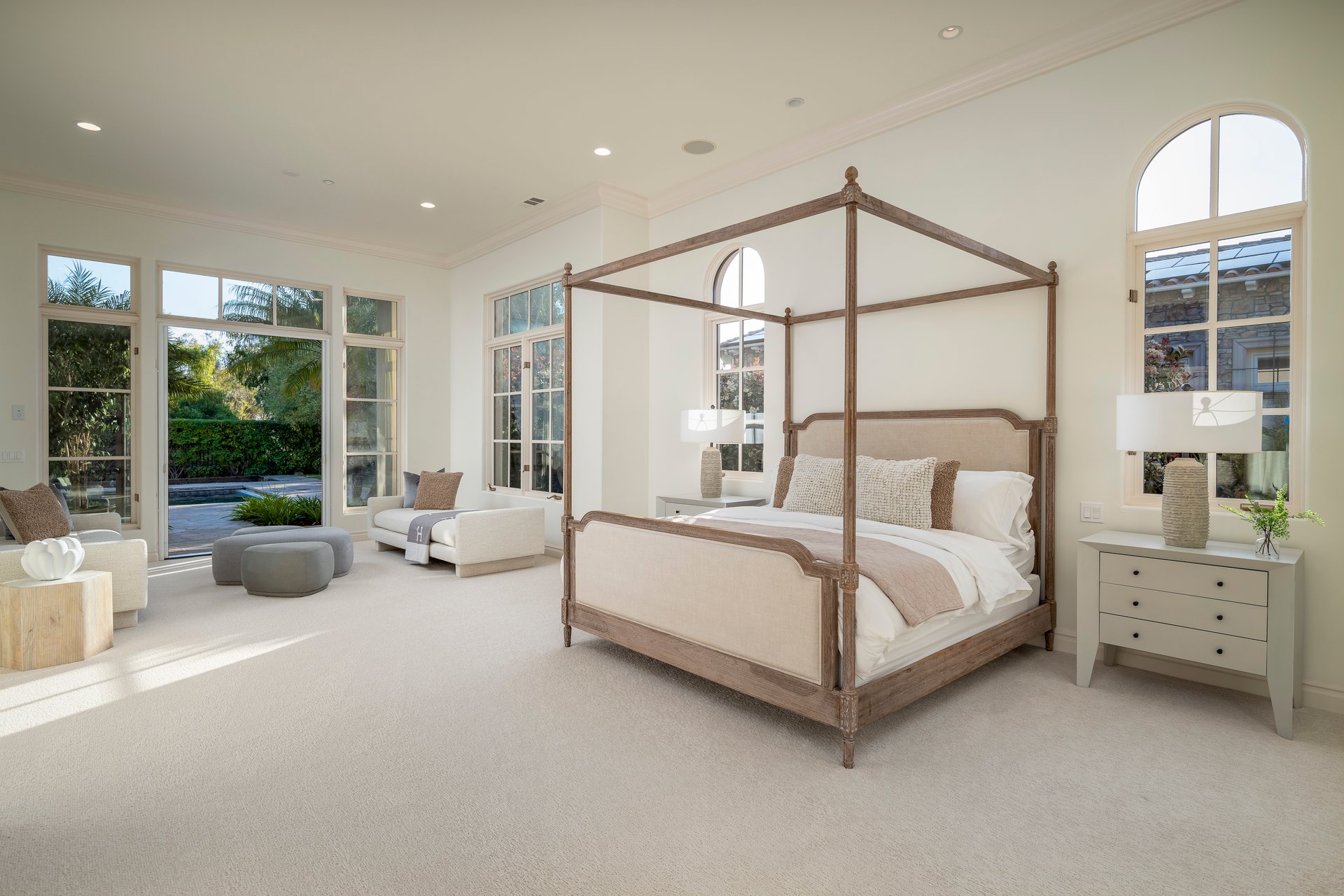 Luxury Living Redefined: Executive Rental in The Bridges