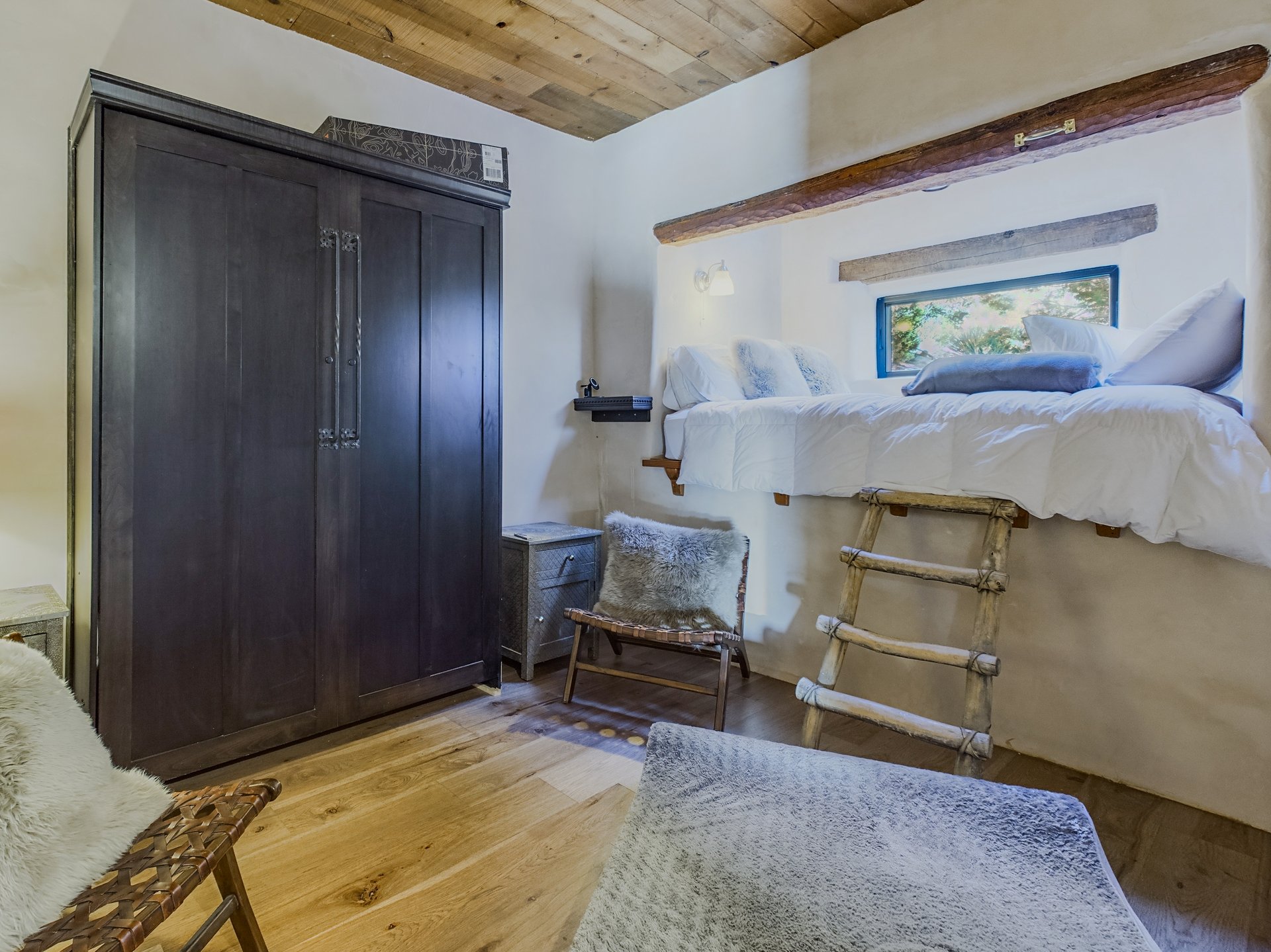 35 La Ceja Road