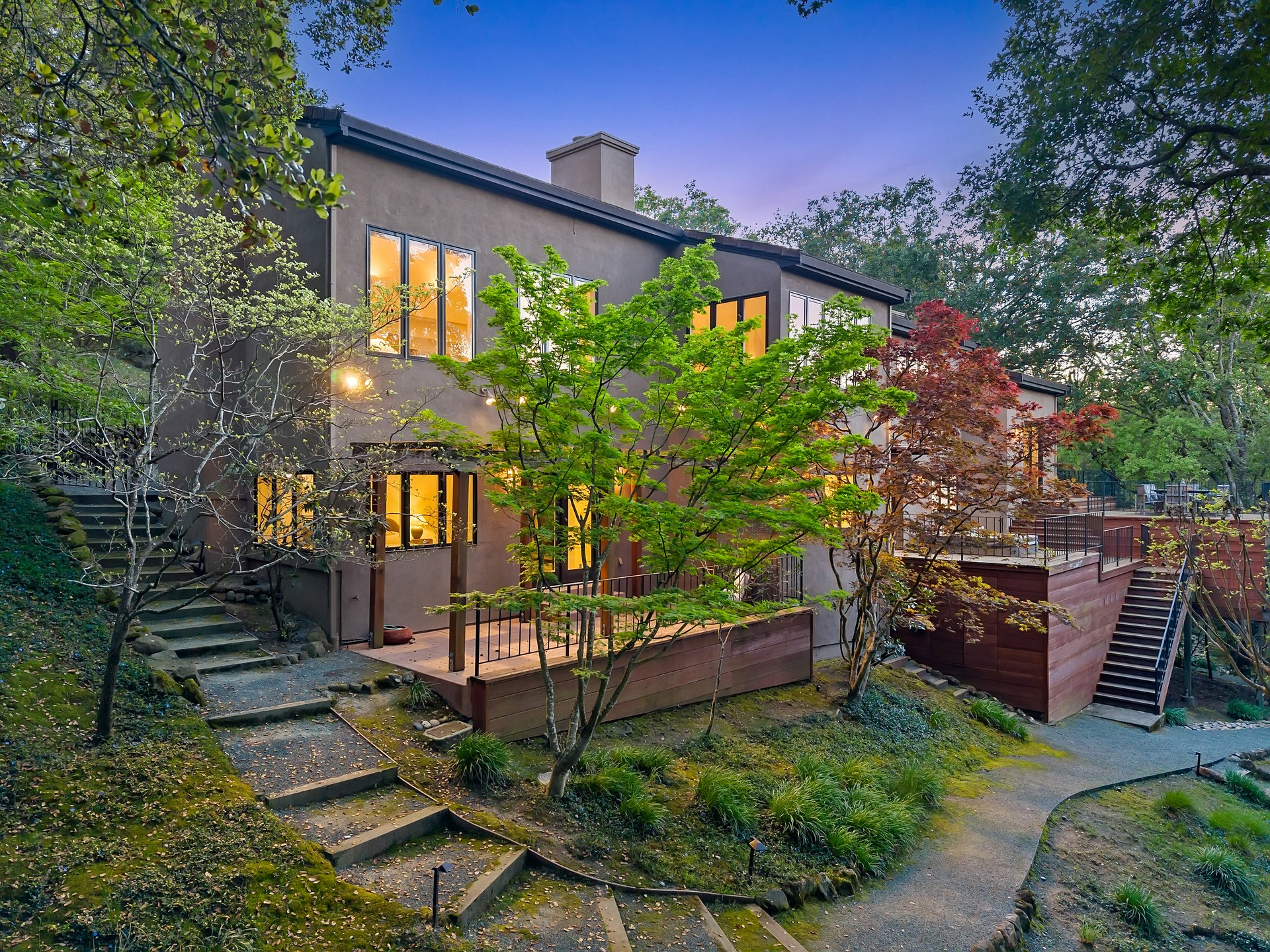 25 Wood Acres Ct