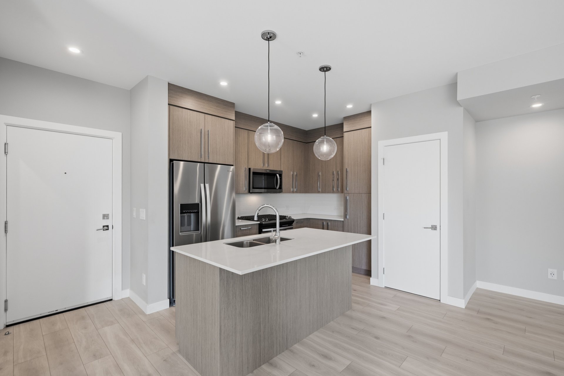 383 Smith Street NW Unit: 402