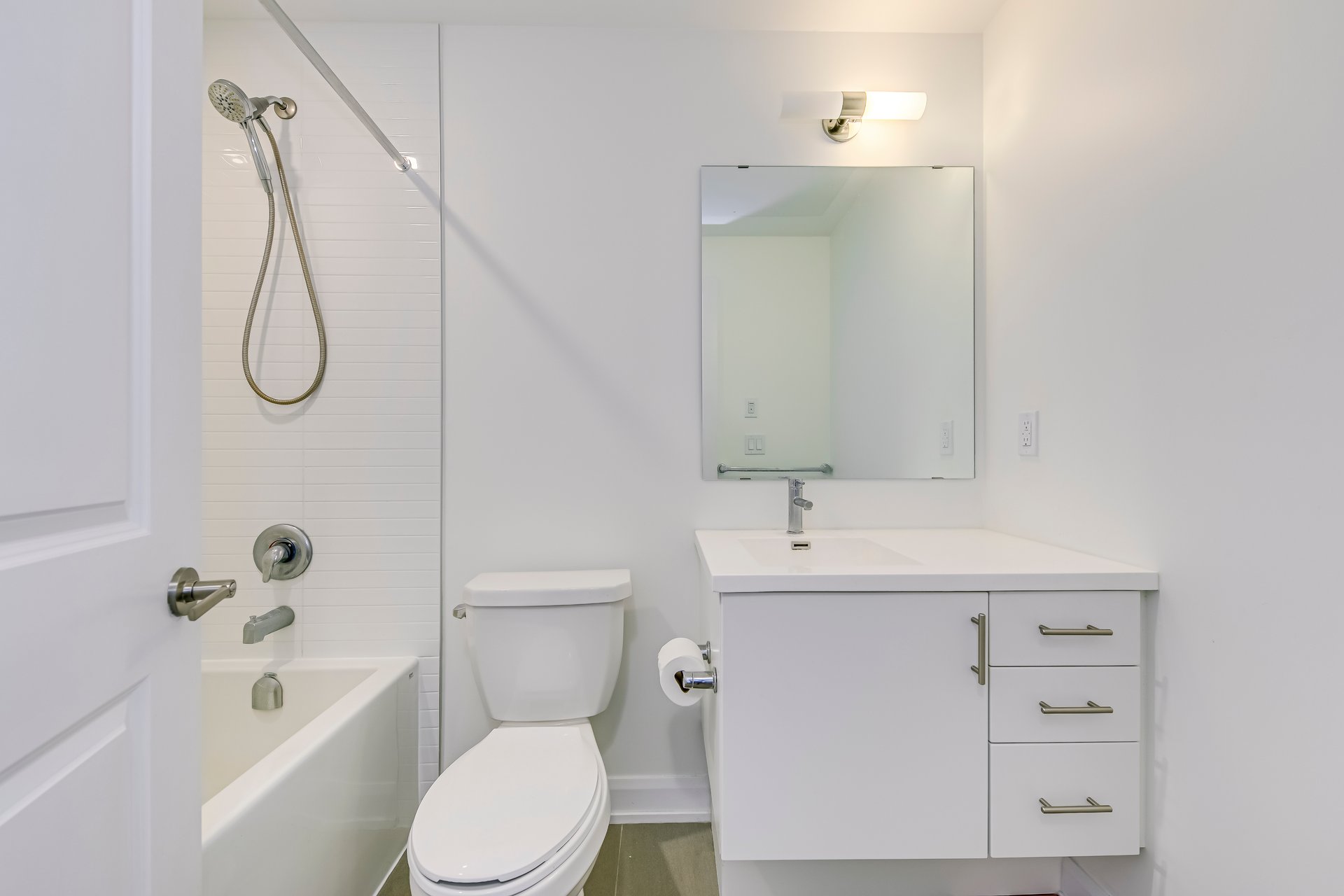 3200 William Coltson Ave #906