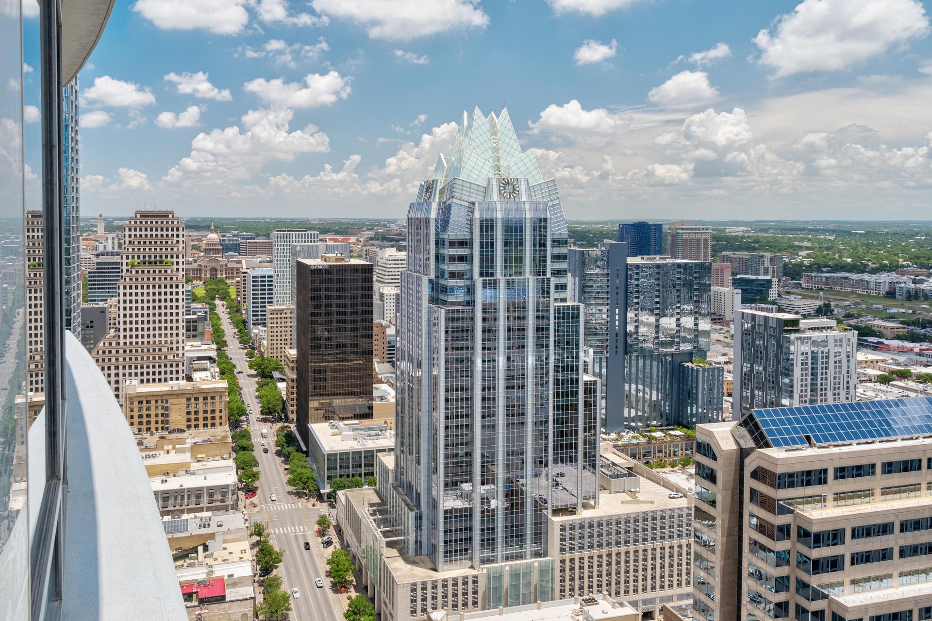 200 Congress Avenue #37H