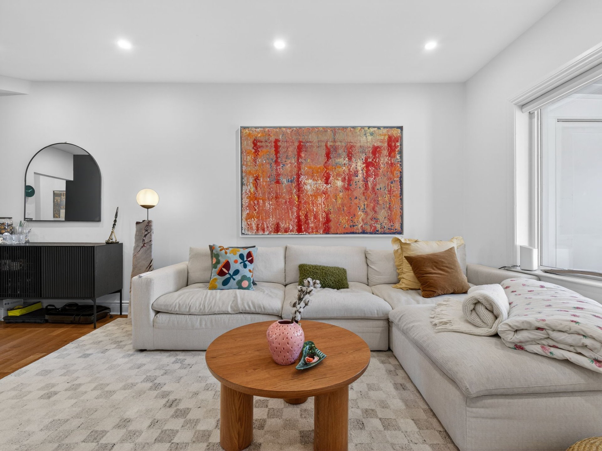 SOLD: Vibrant Corso Italia