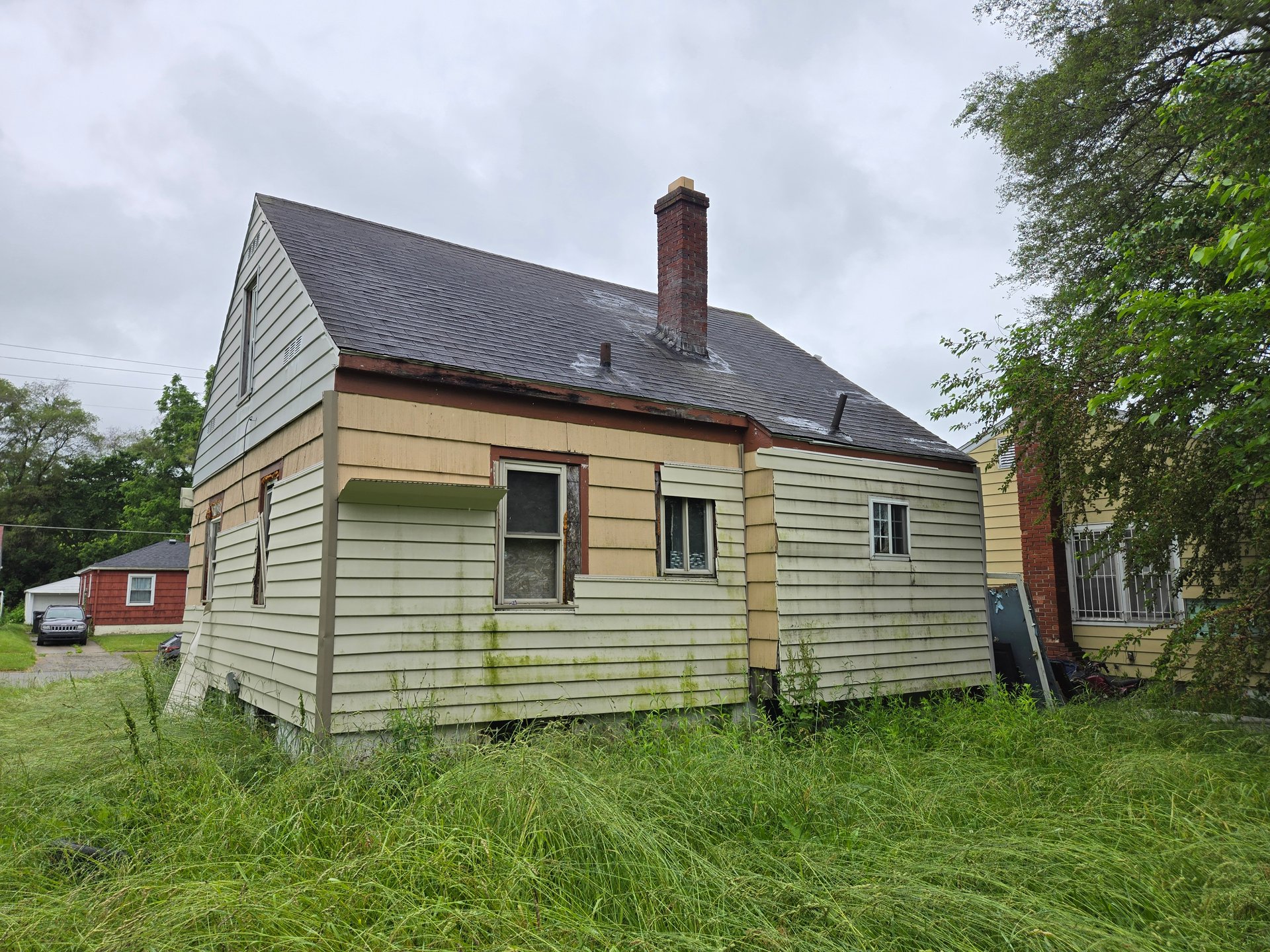 414 W Eldridge Ave