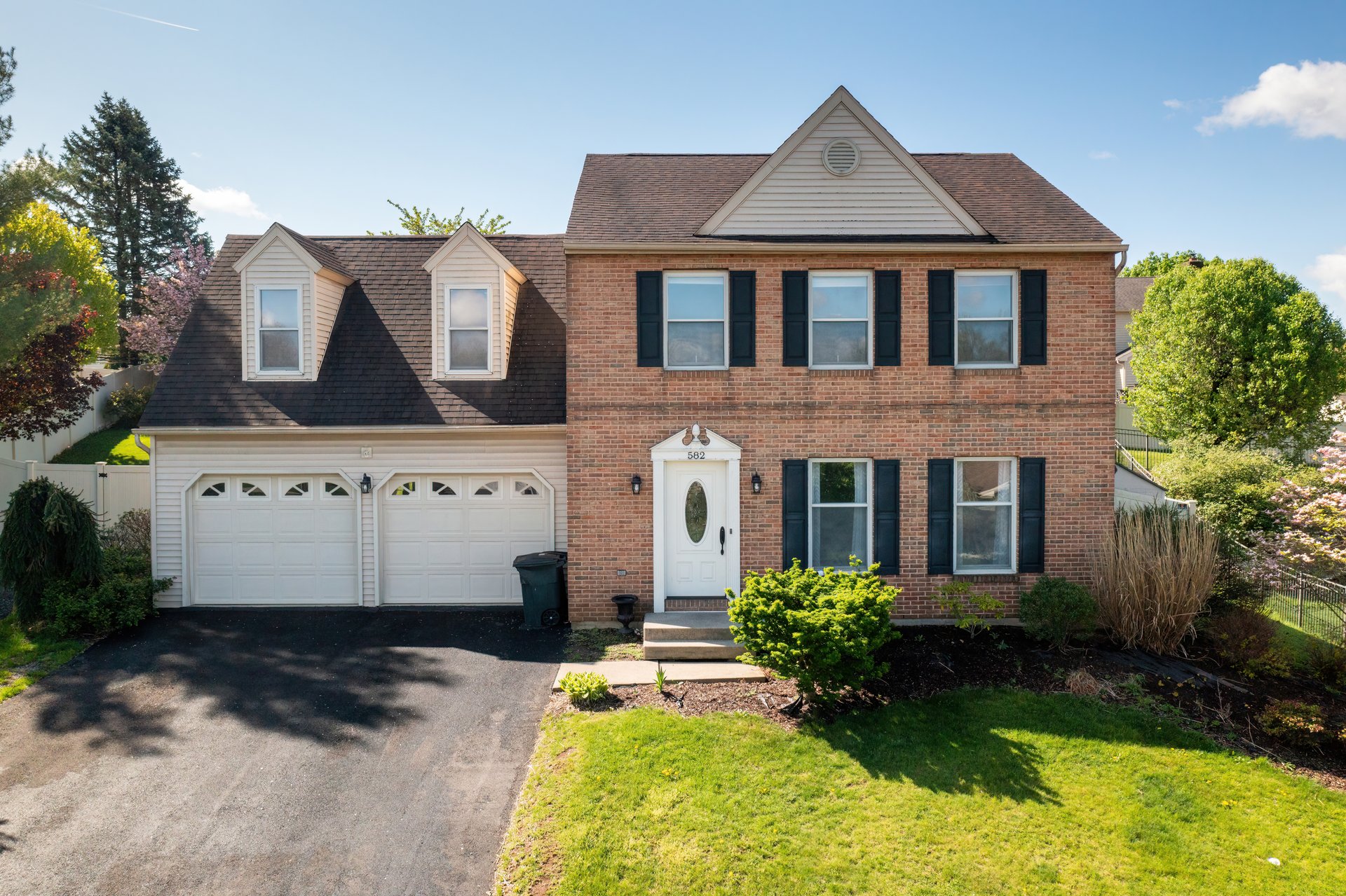 582 Coventry Court