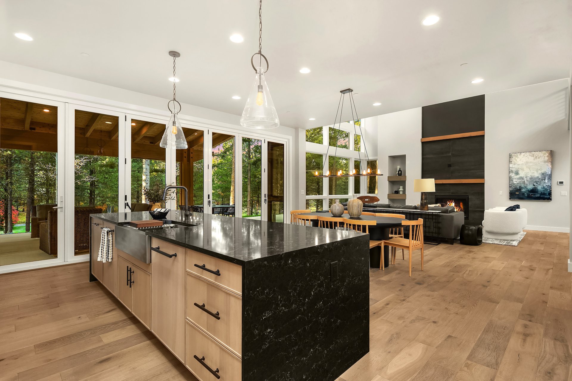 1130 Ruby King Loop