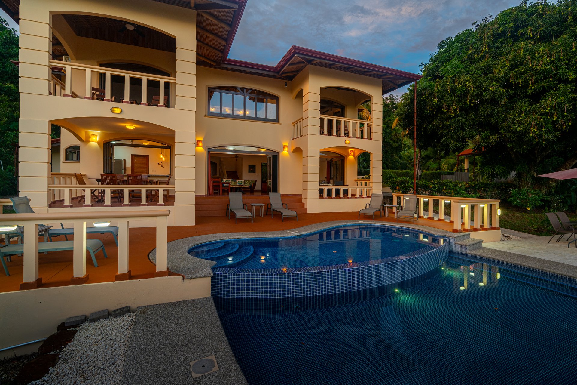 Classic Luxury at Casa Ceiba, Coastal Ocean View 4 Bedroom Home Near Uvita
