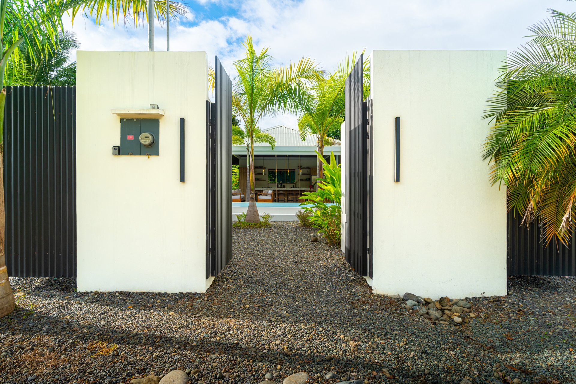Income Ready Boutique Investment near Whale's Tail Beach