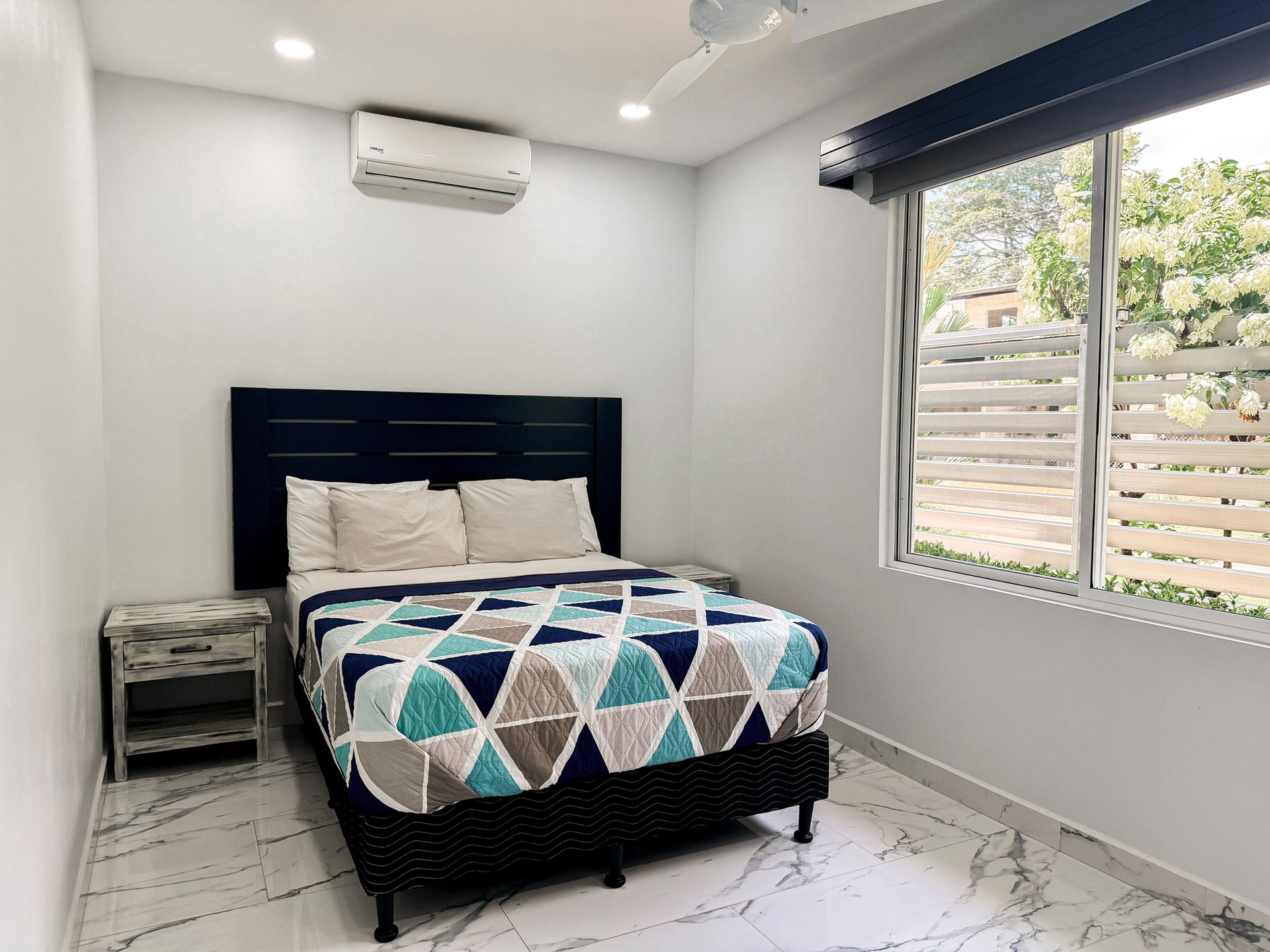 Villa Feliz - Walk to the beach in minutes
