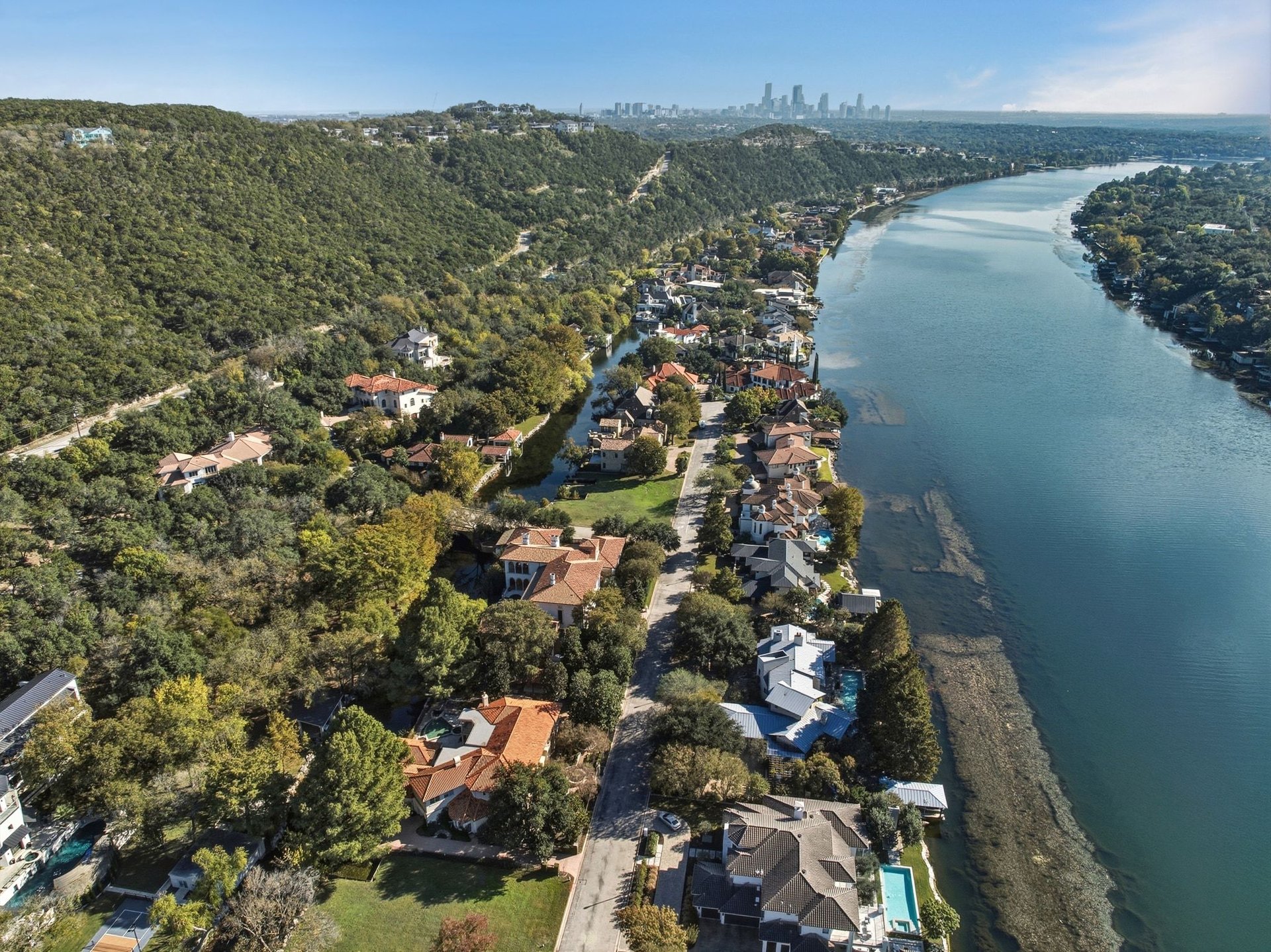 4511 Island Cove