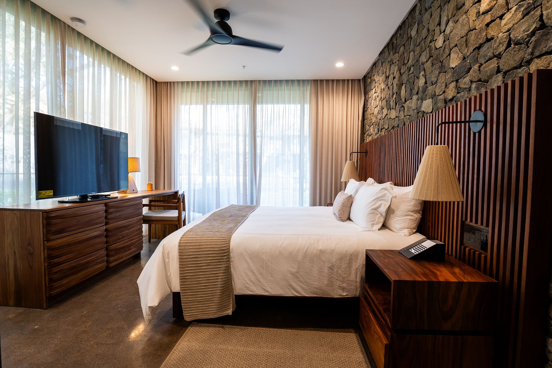 El Mangroove Autograph Collection® | Exclusive 2 & 3-Bedroom Villas in the Heart of Papagayo!