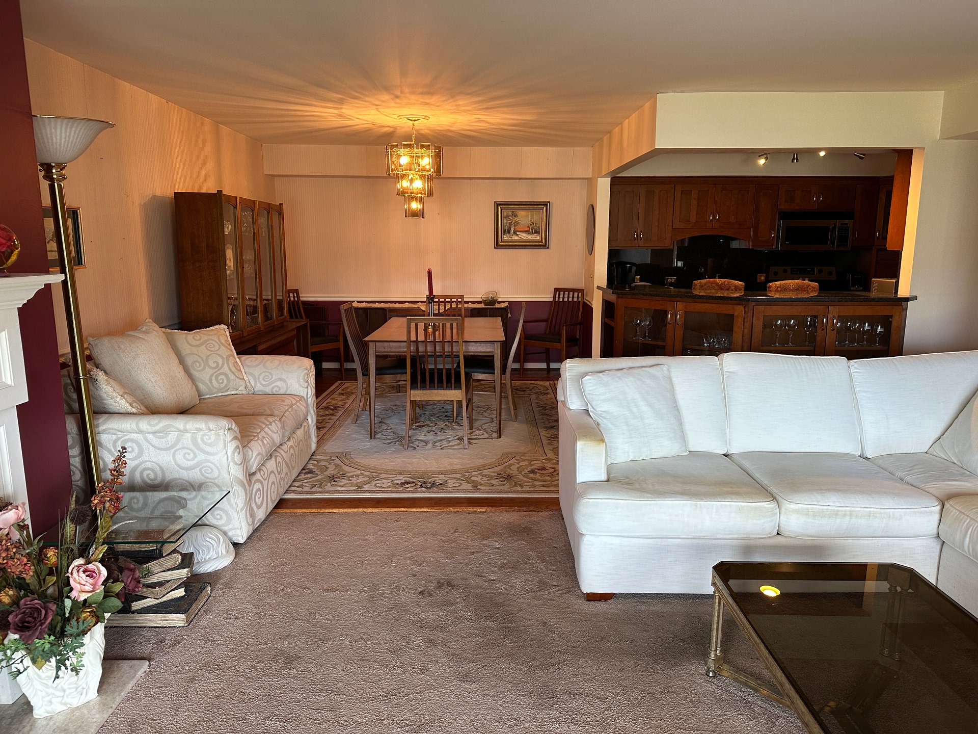 	124 Carriage Way Dr 