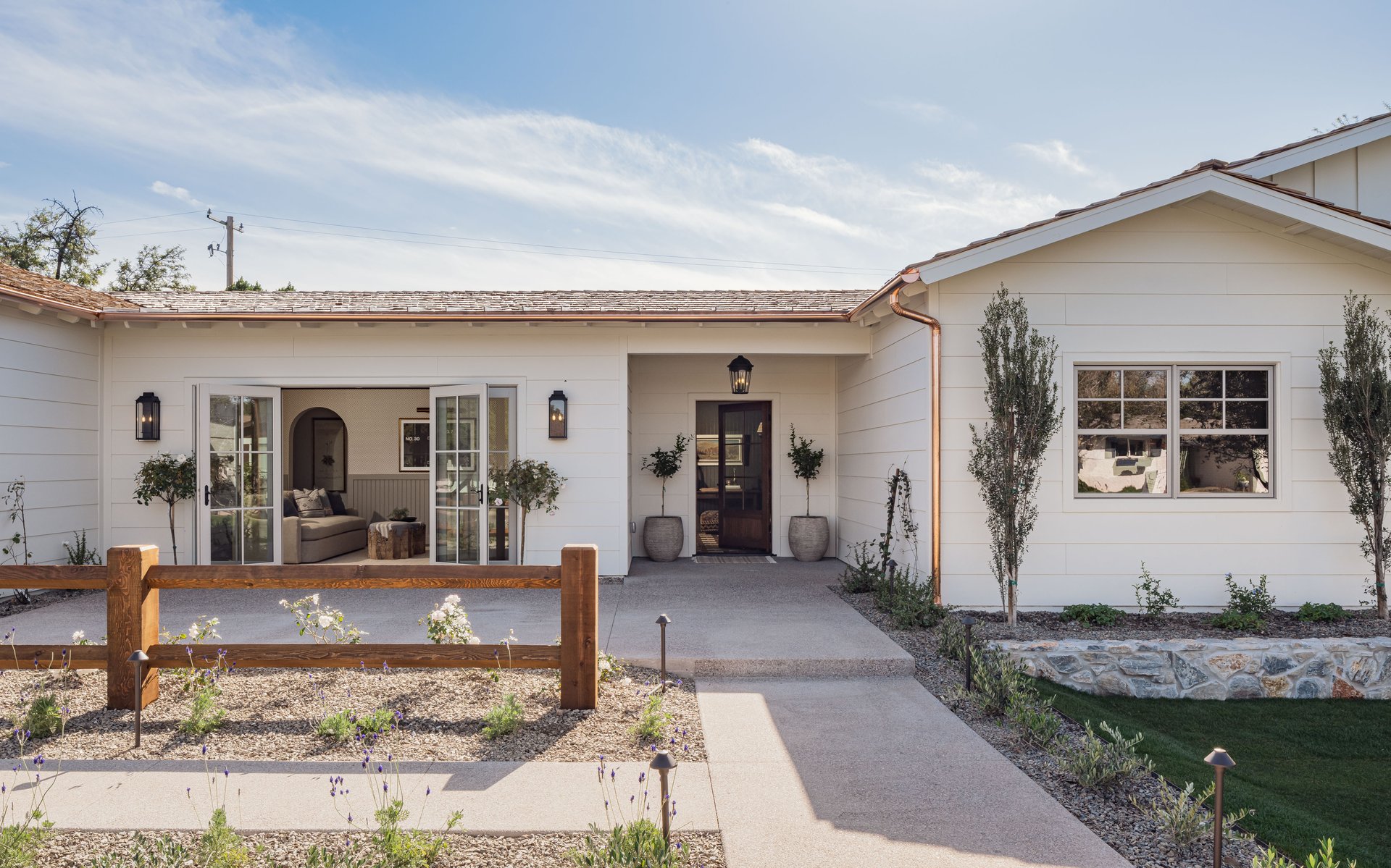 123 E KALER Drive