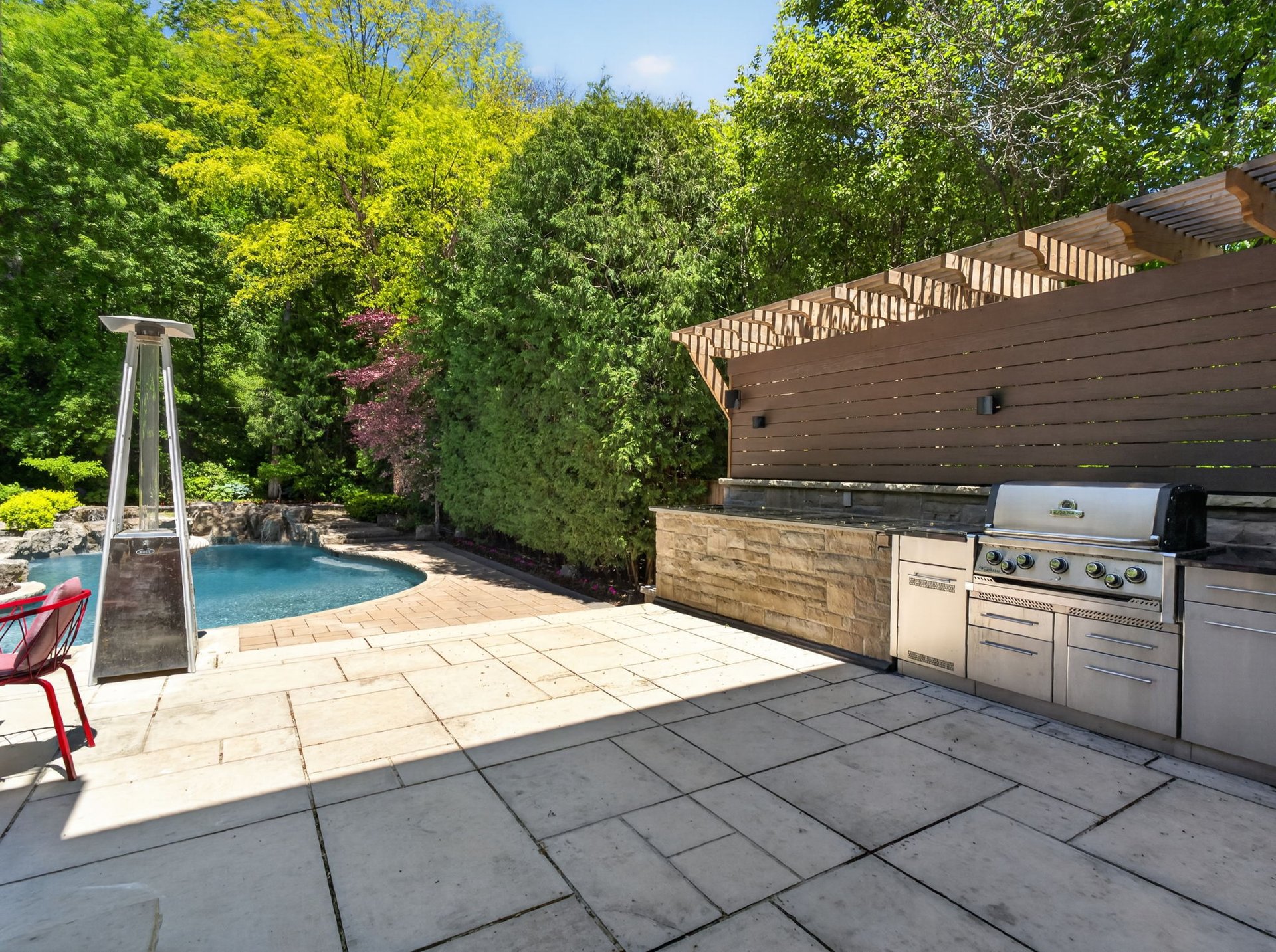 A Rare Ravine Estate