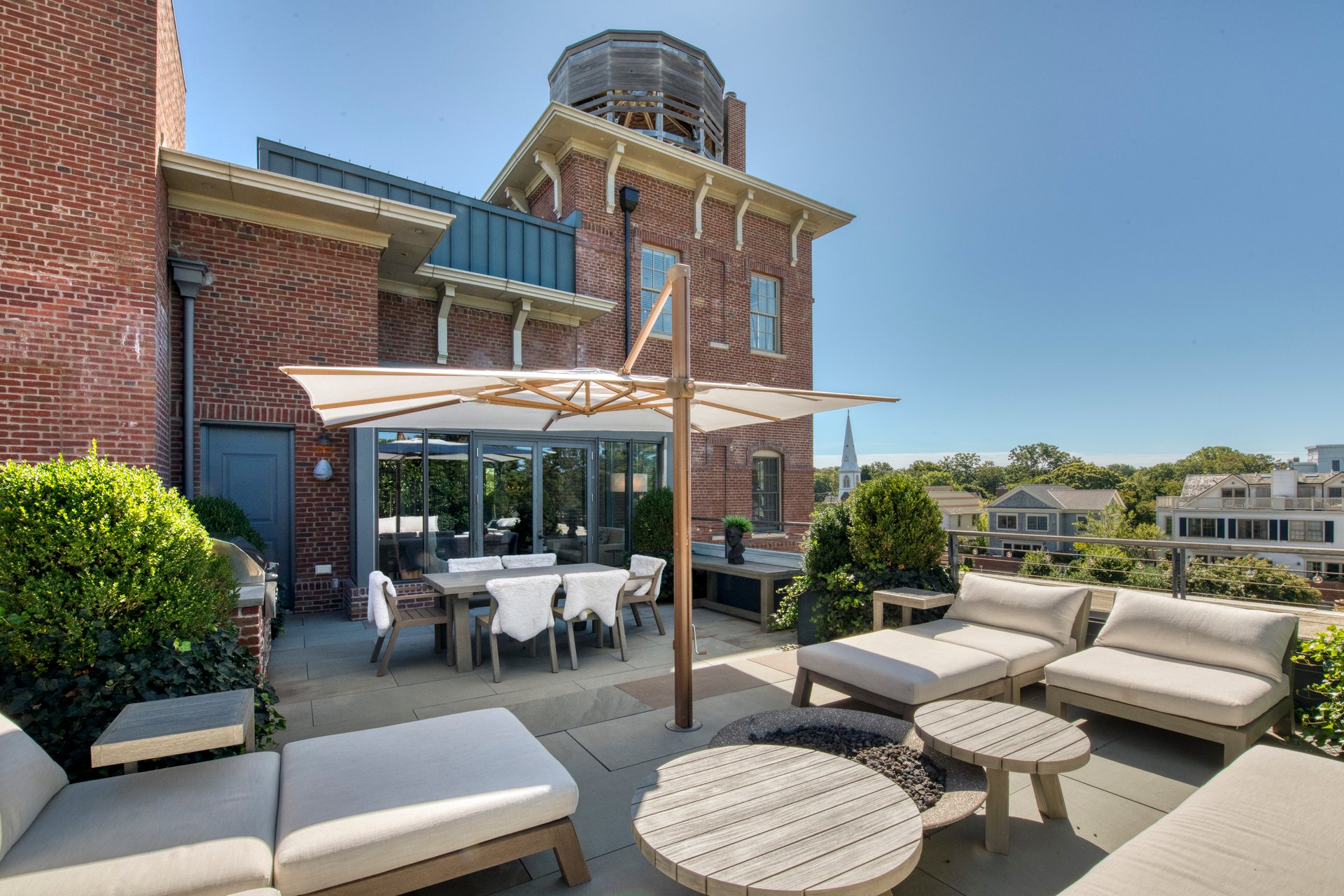 Sag Harbor Village Penthouse in the Sky