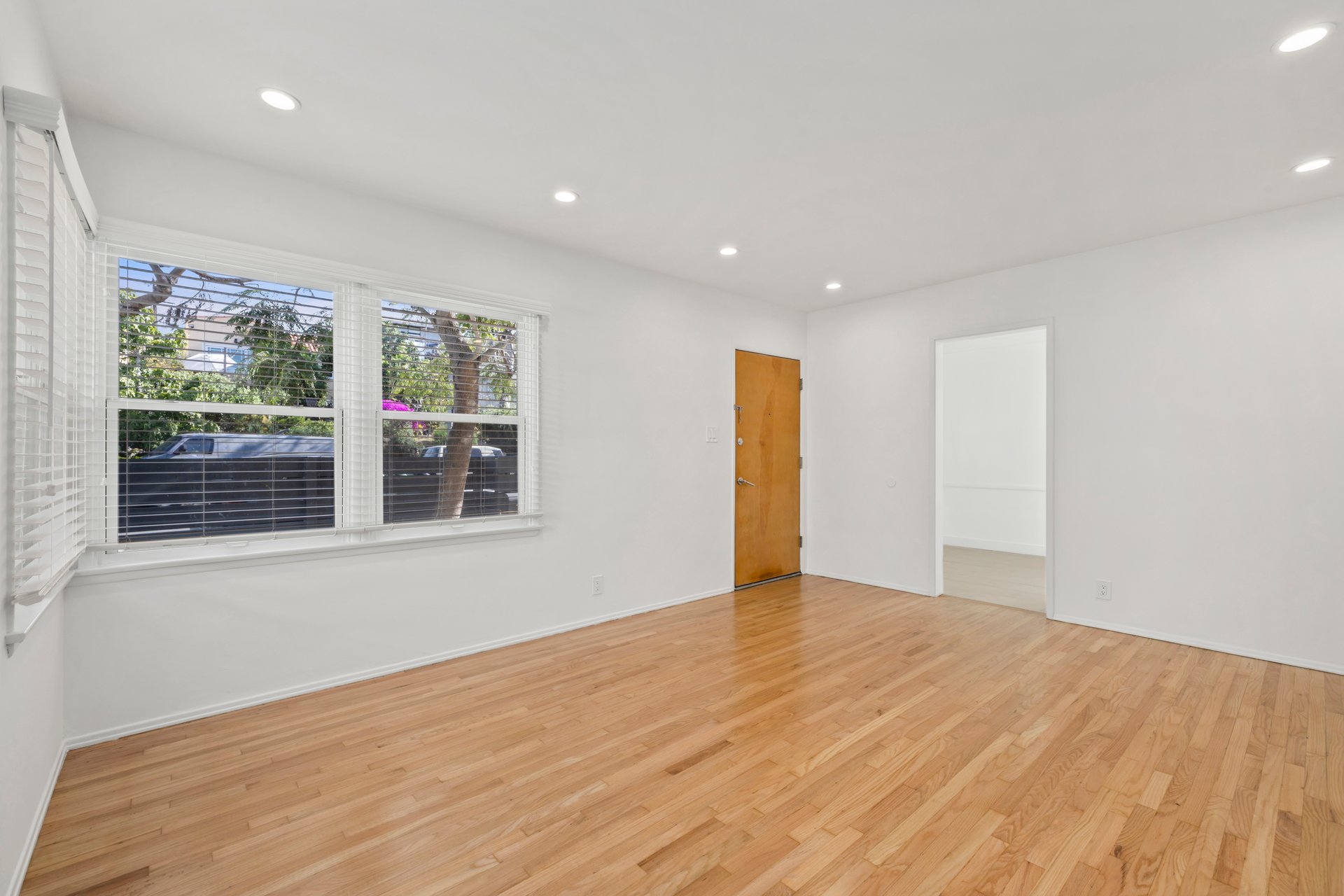 219 3rd Ave, Venice 