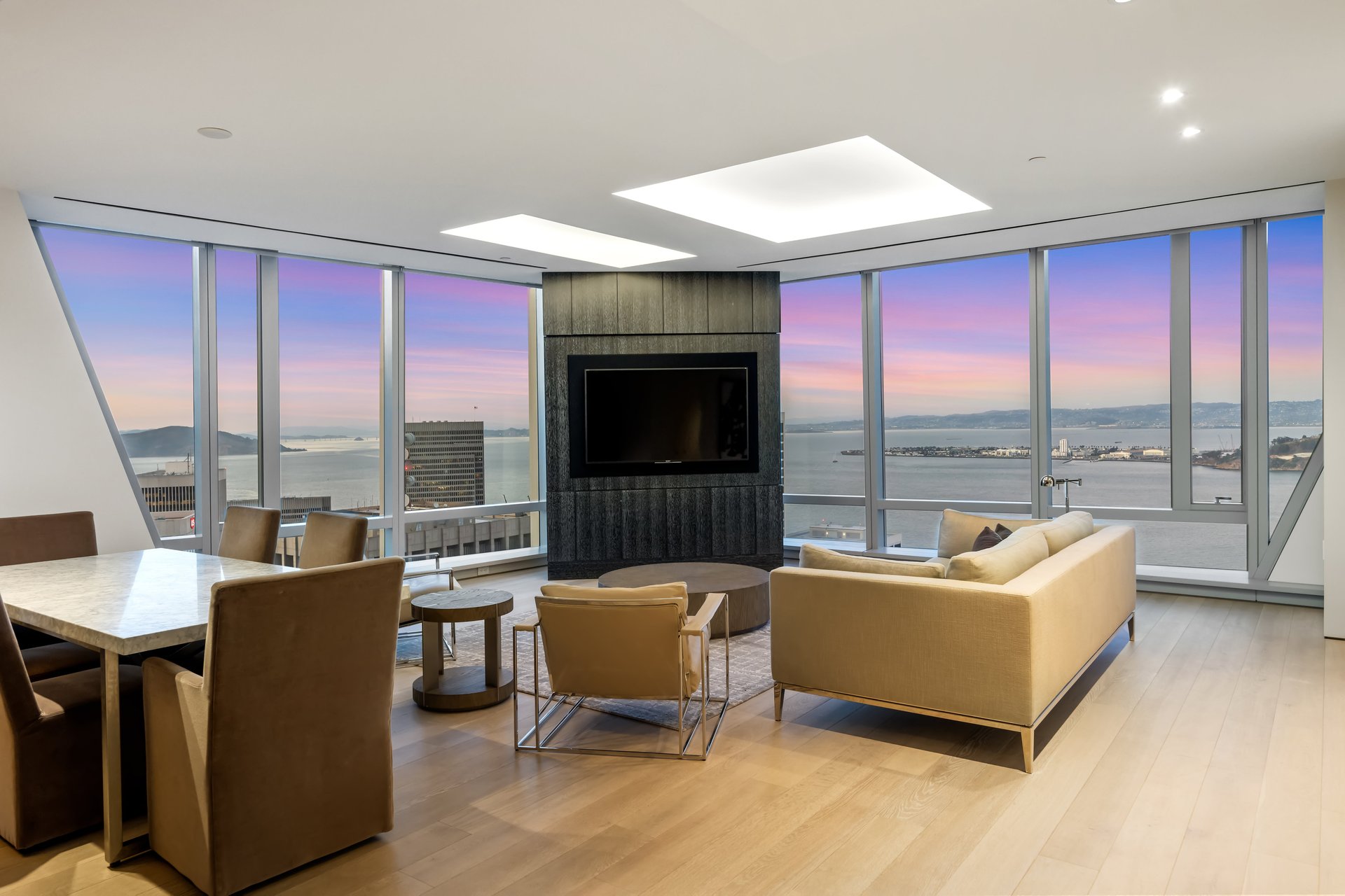 Panoramic Views at 181 Fremont