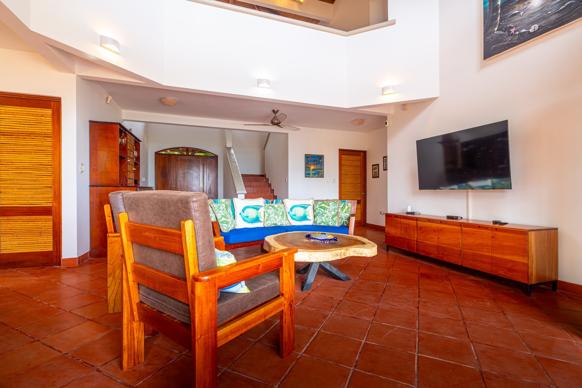 Classic Luxury at Casa Ceiba, Coastal Ocean View 4 Bedroom Home Near Uvita