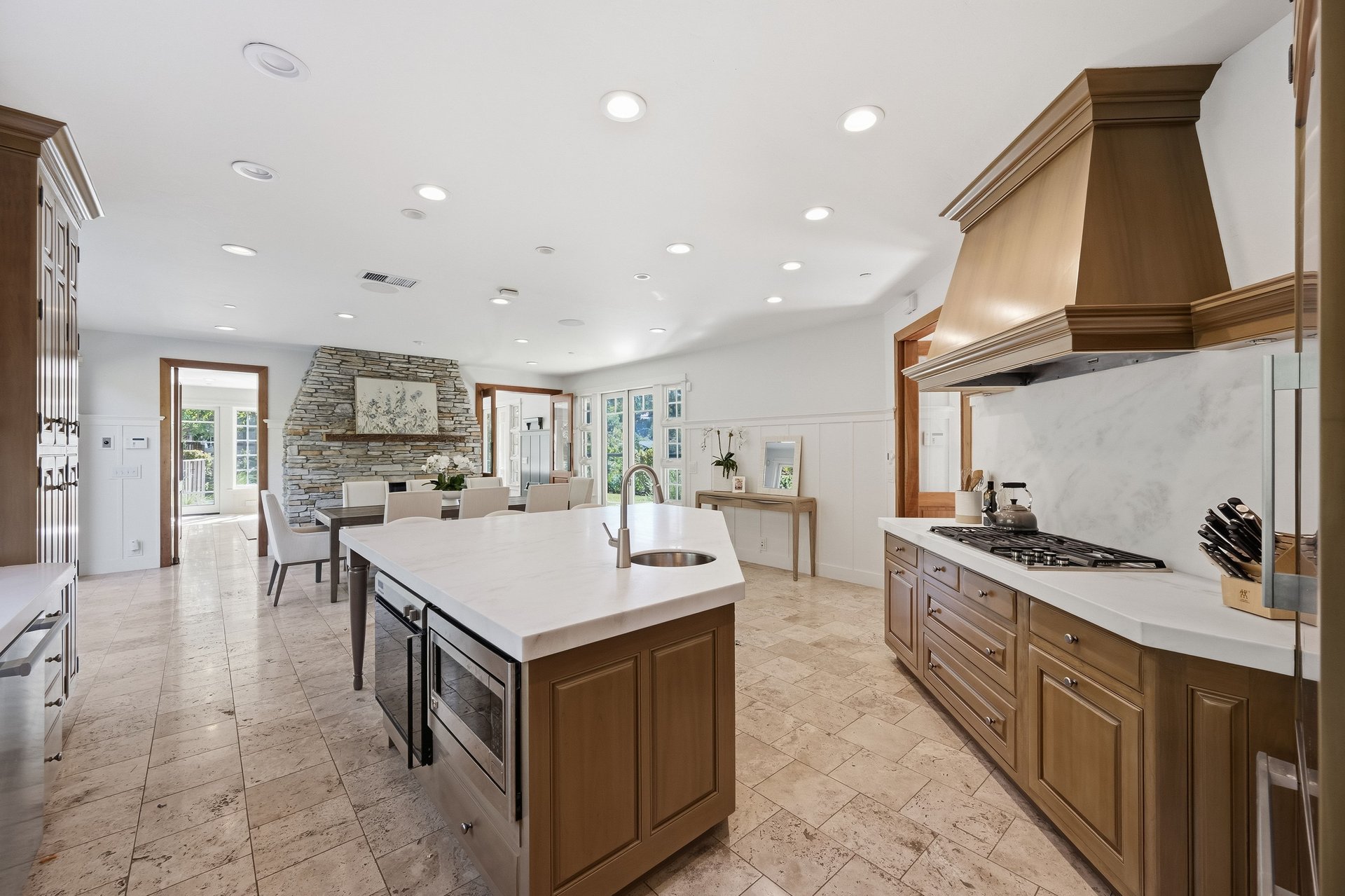 12950 Brendel Drive