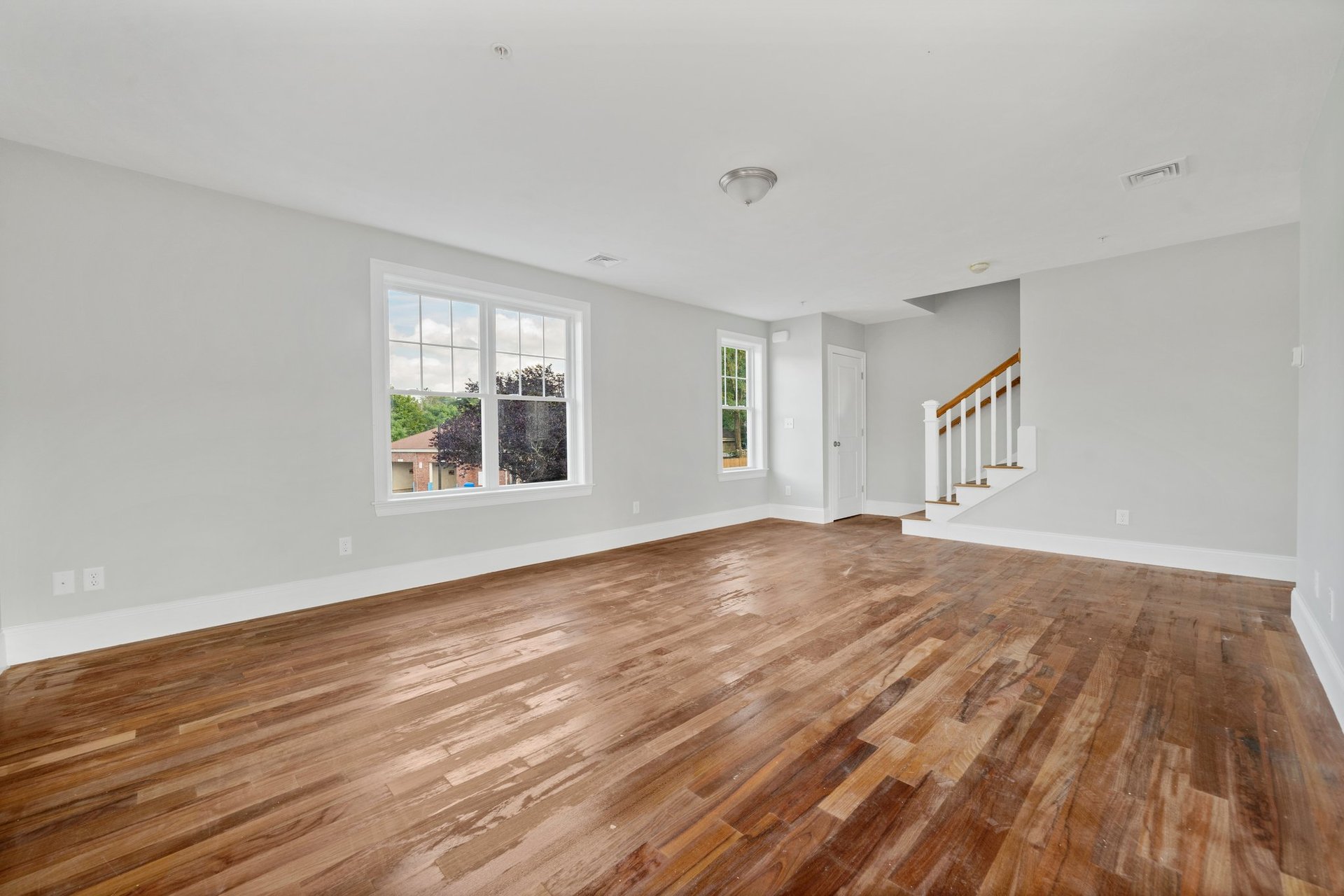 12 Miller St #1