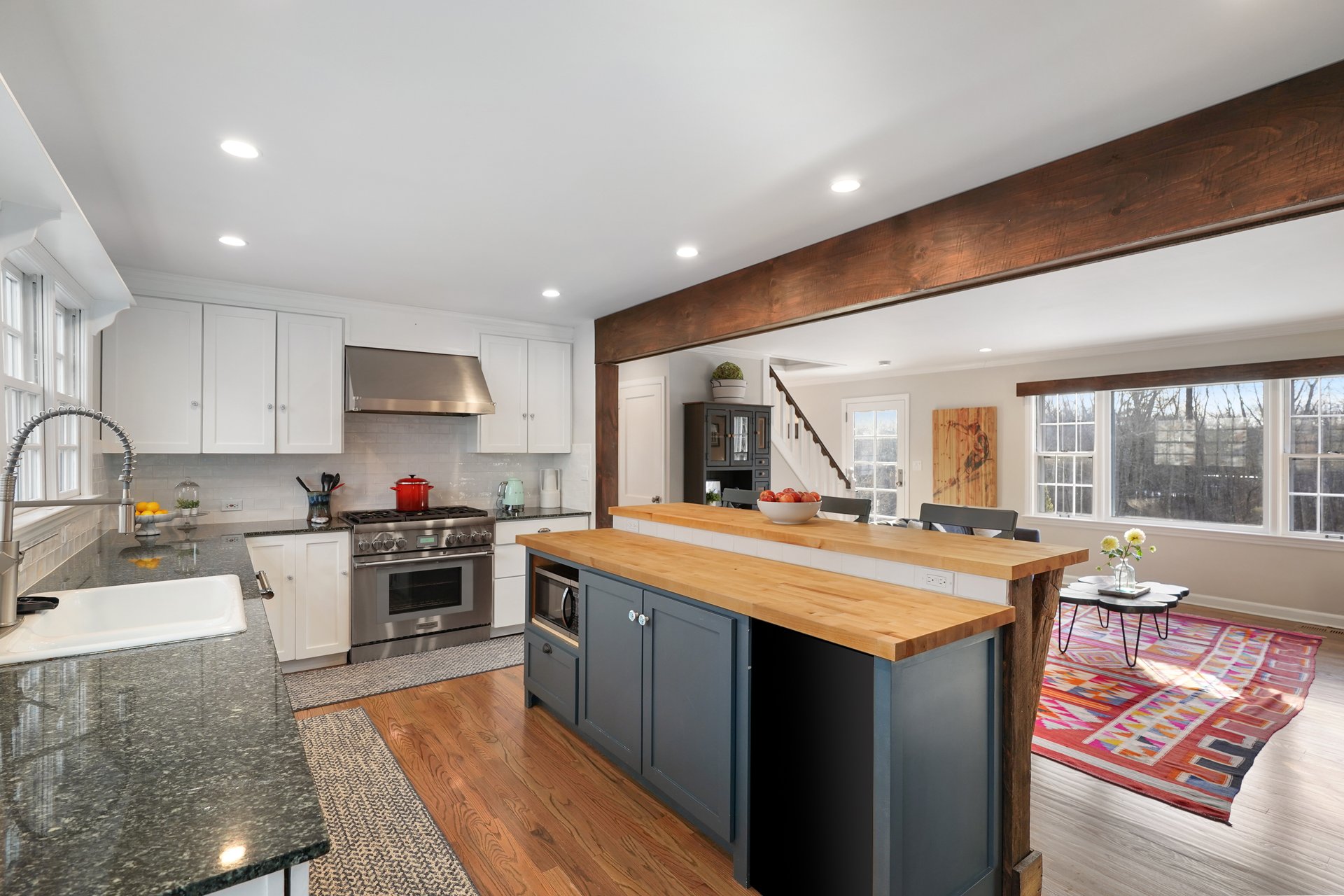 30 Schoolhouse Road