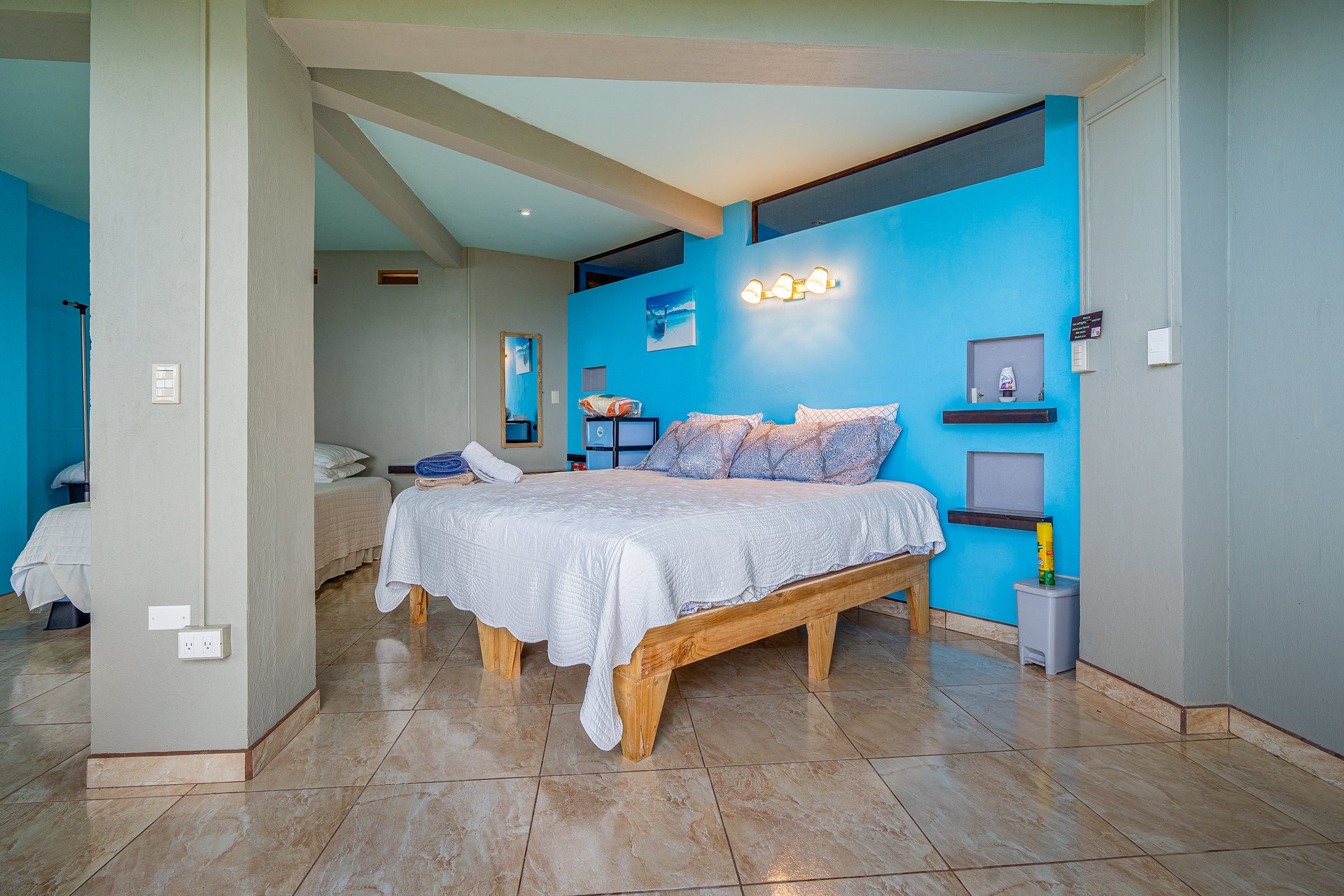 Luxury 4-Bed Villa with Ocean Views & Infinity Pool in Ojochal