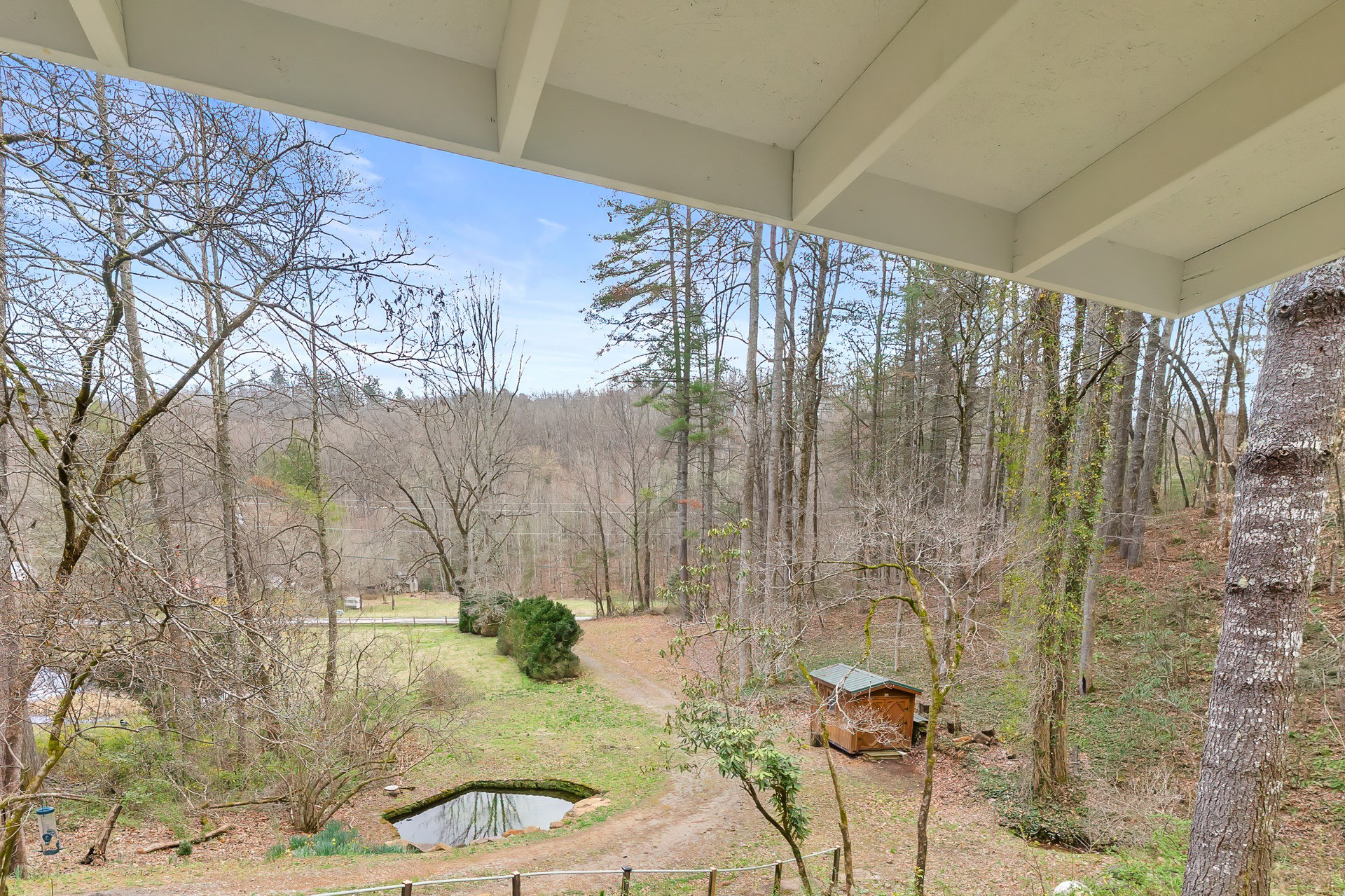 2035 Wayah Rd.